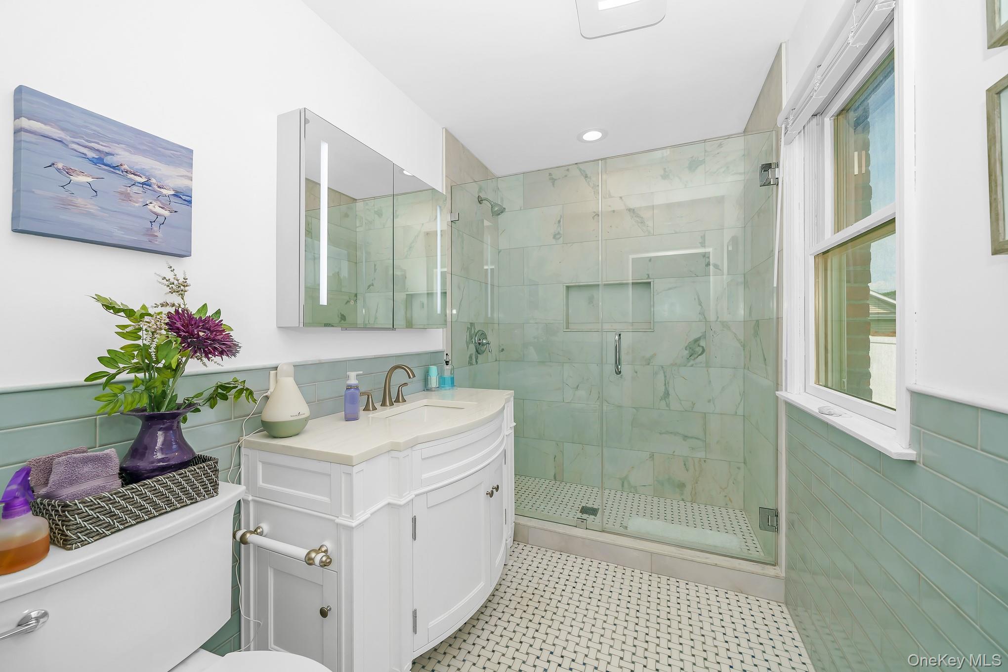 228 Van Cott Avenue Property Photo 28
