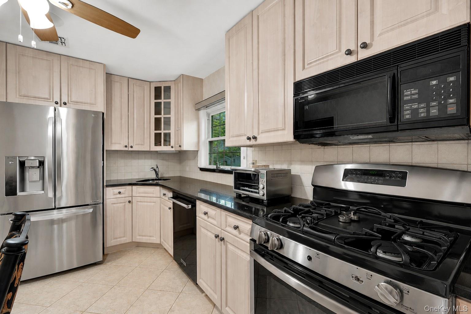 5 Cranberry Lane Property Photo 9