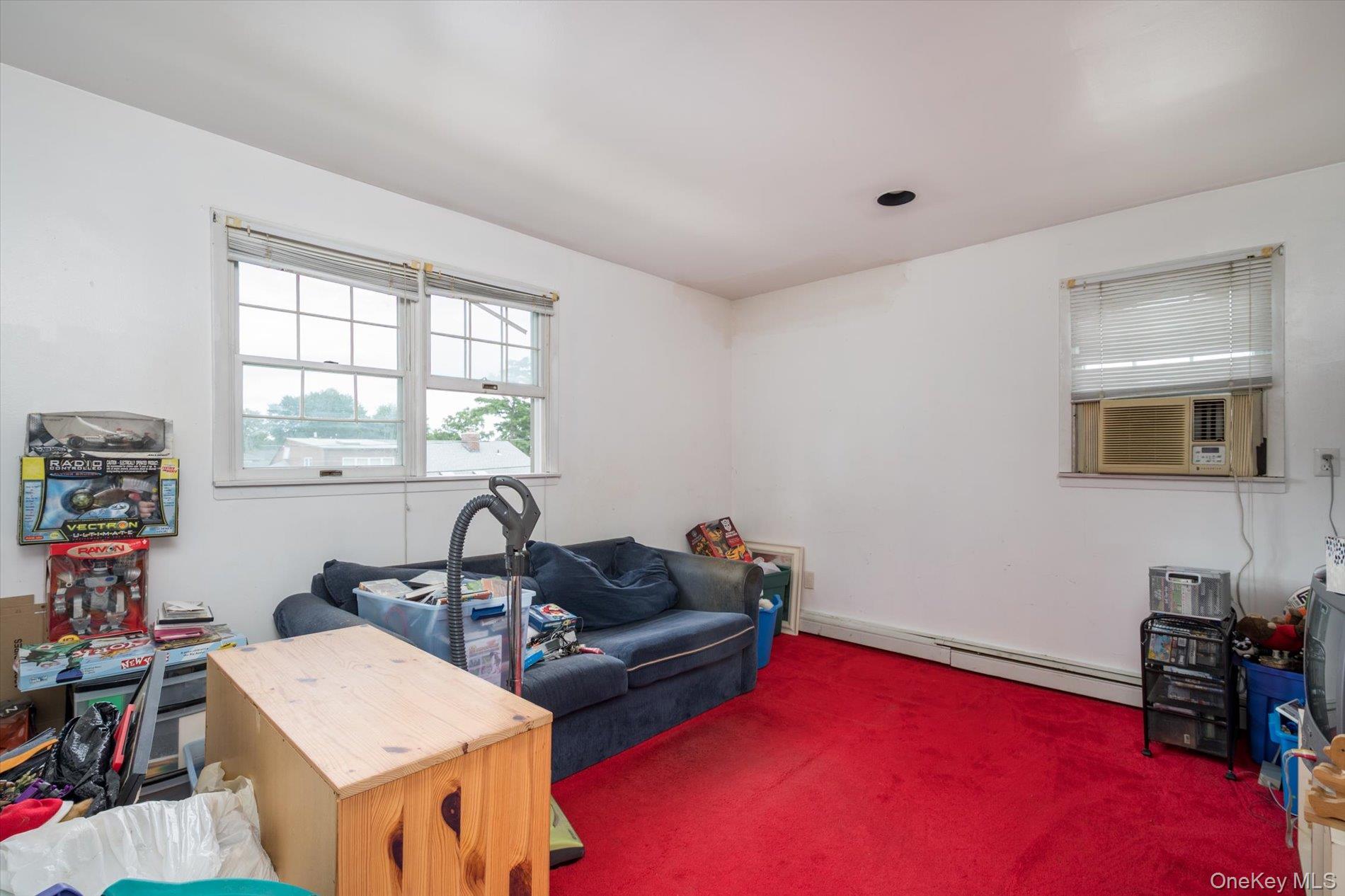 1135 Ruth Place Property Photo 12
