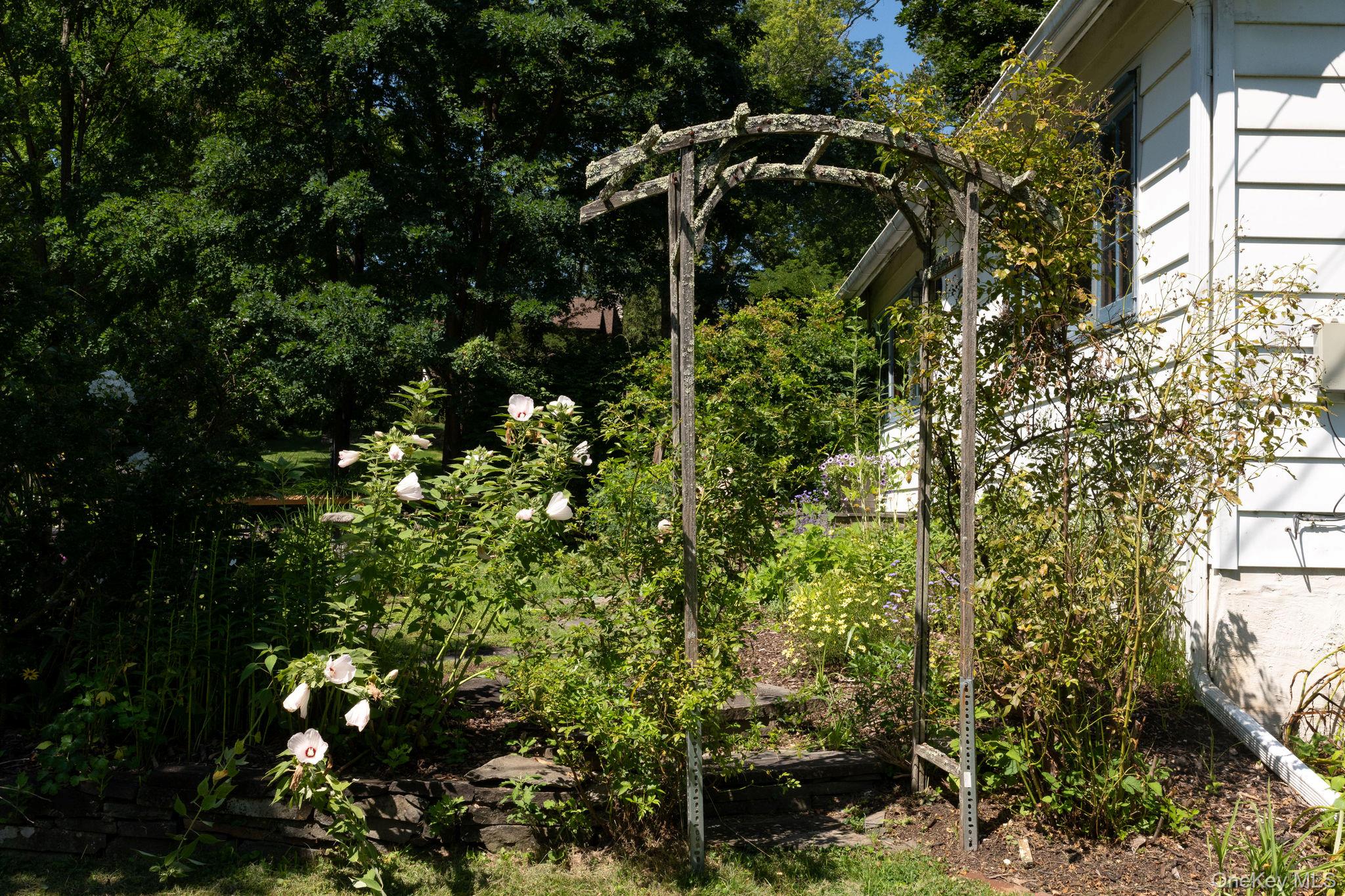 30 Locust Grove Road Property Photo 15