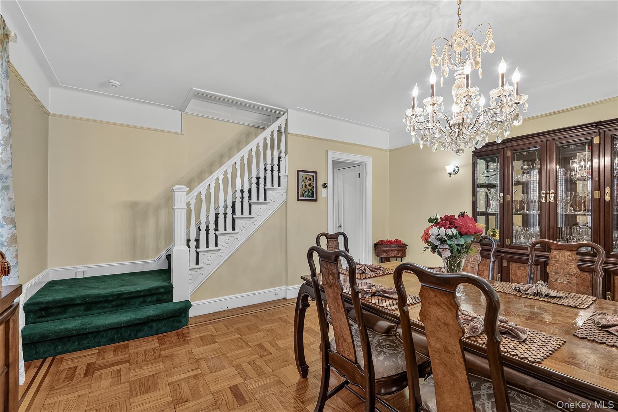 2218 Holland Avenue Property Photo 16