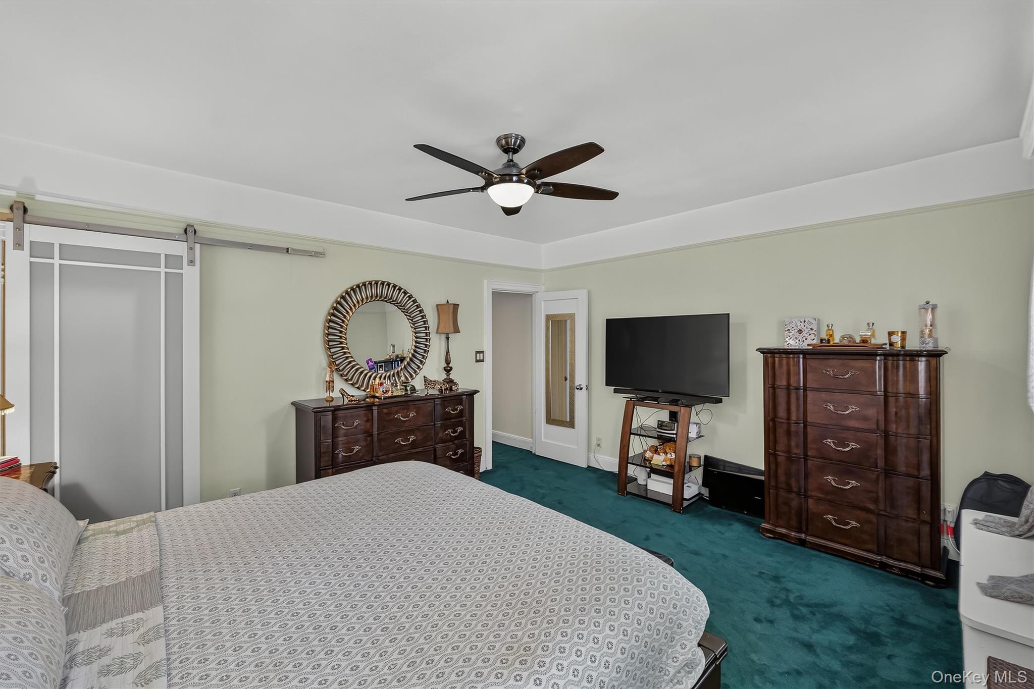 2218 Holland Avenue Property Photo 35