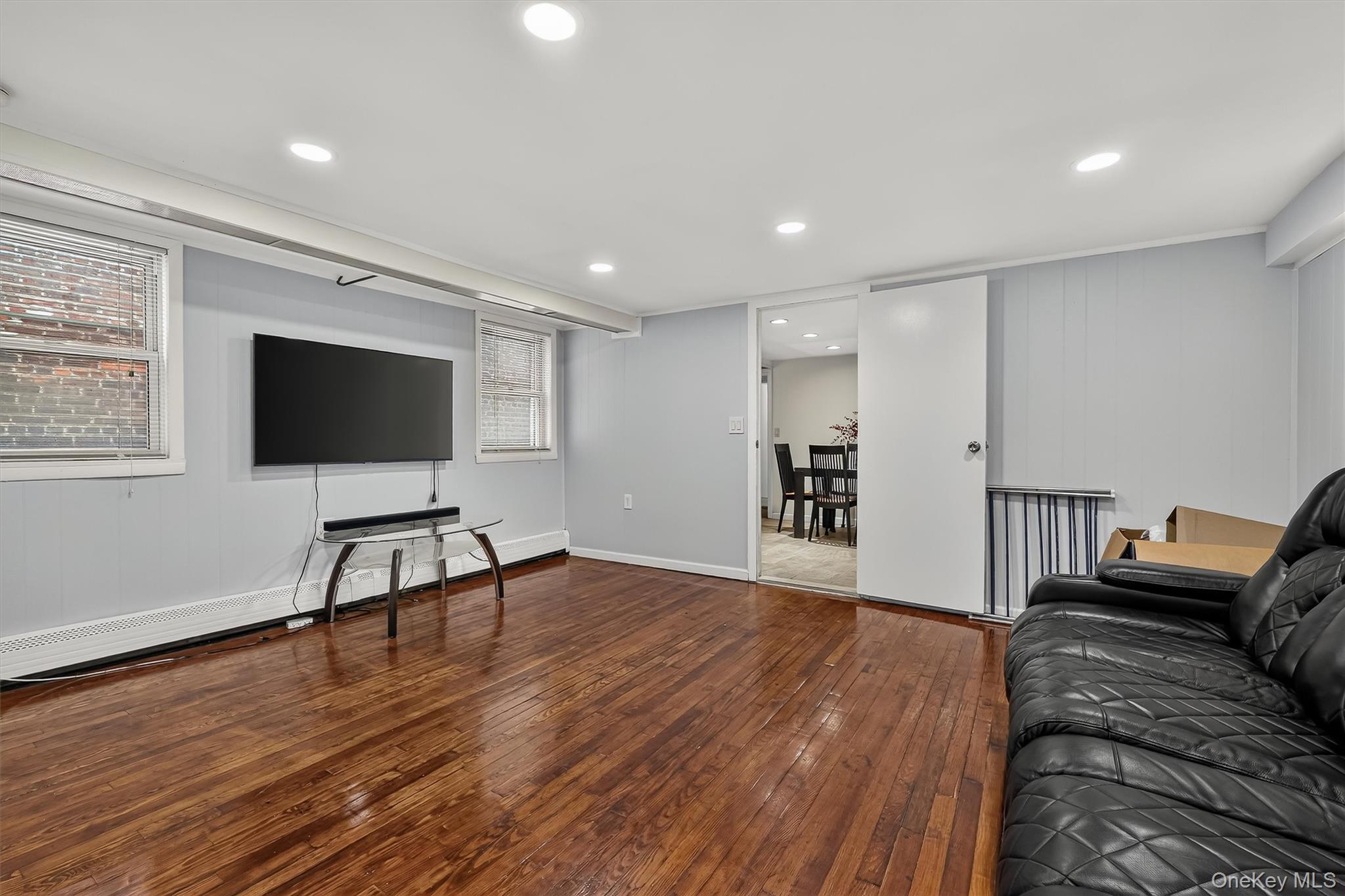 2218 Holland Avenue Property Photo 38