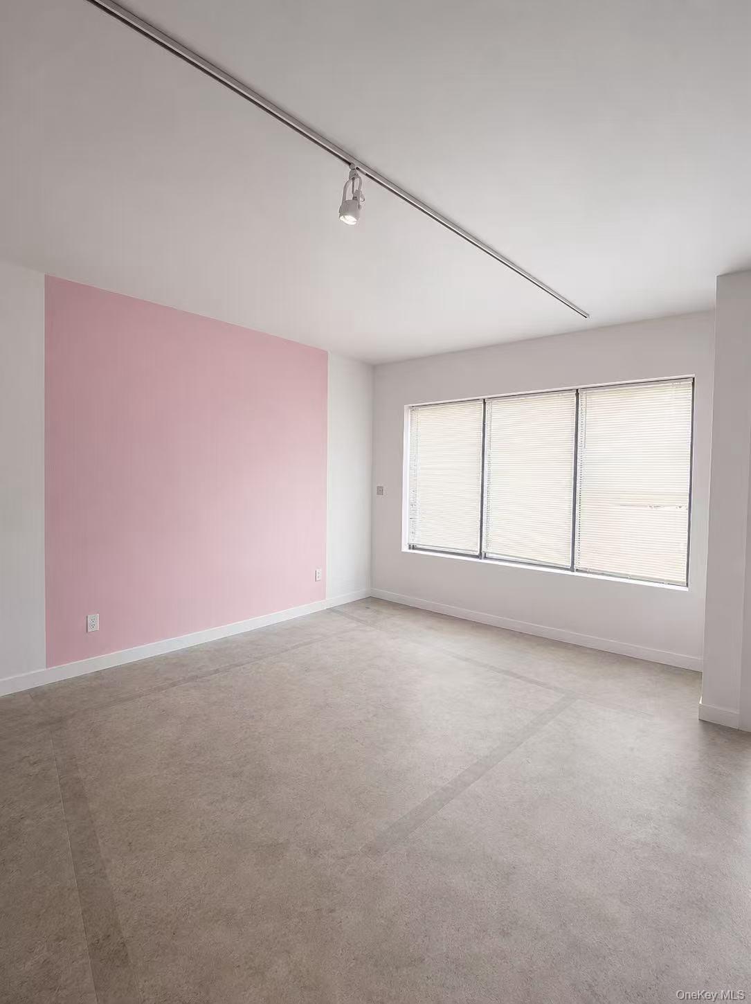 4613 188th Street Property Photo 6