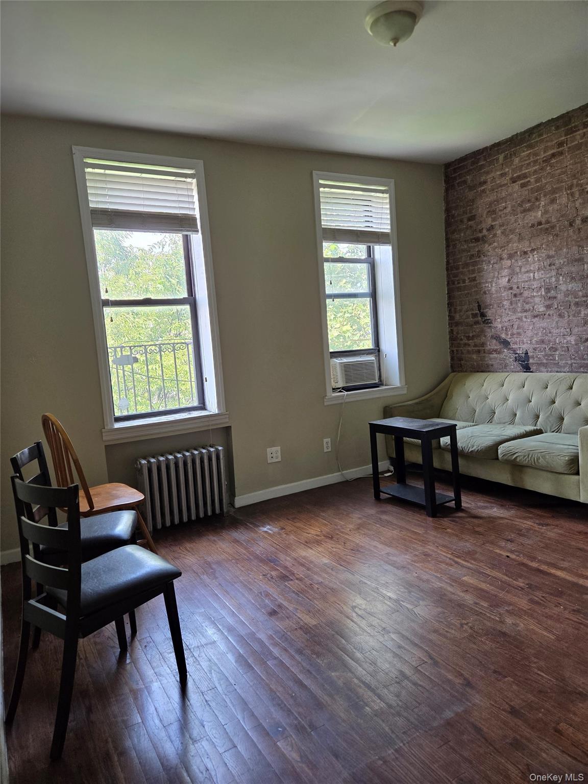 34-17 11th Street Property Photo 5