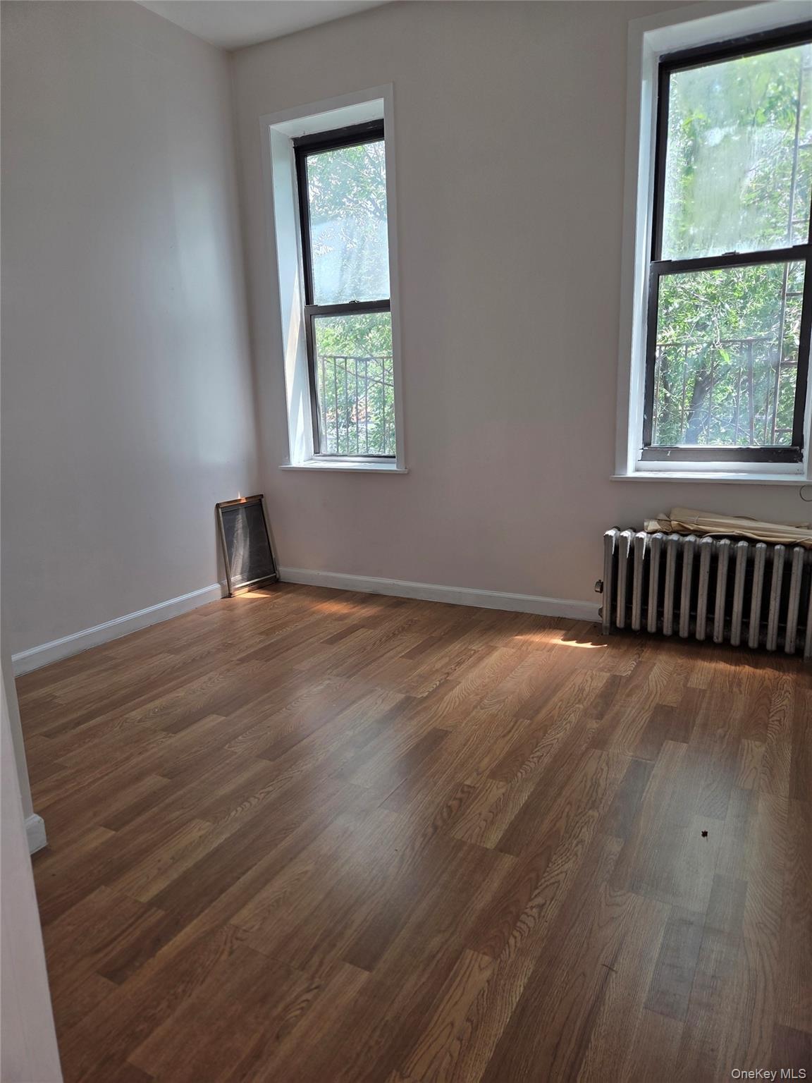 34-17 11th Street Property Photo 8