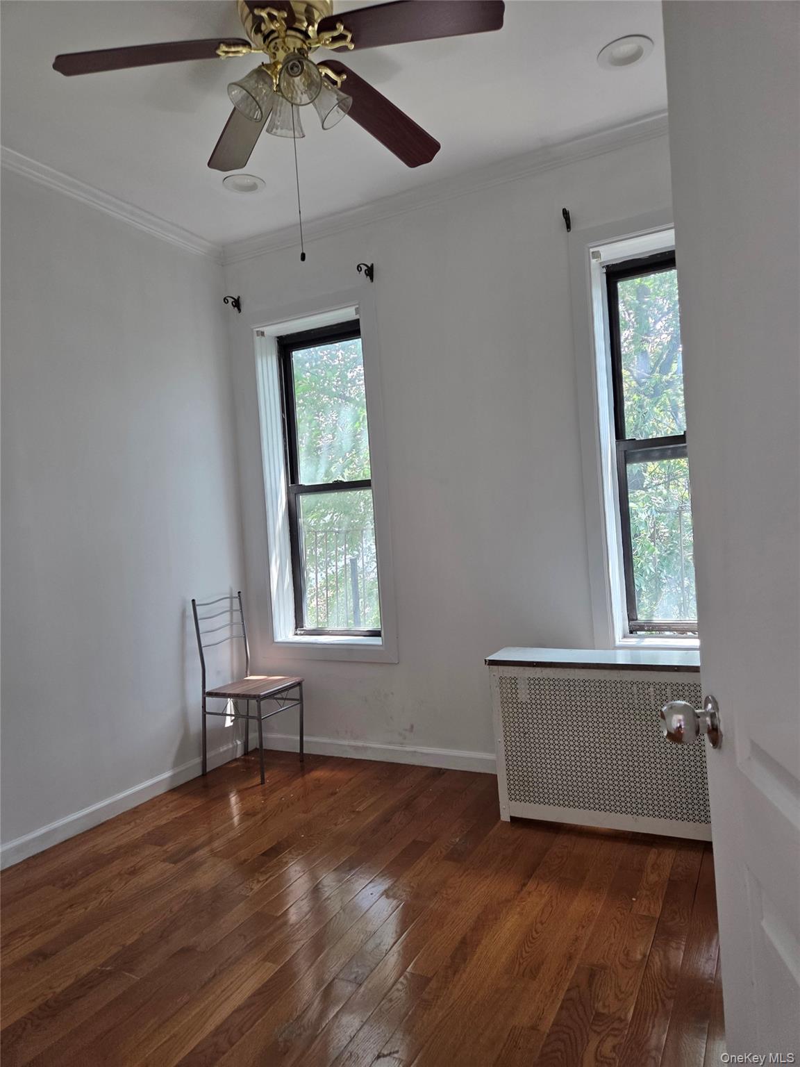 34-17 11th Street Property Photo 10