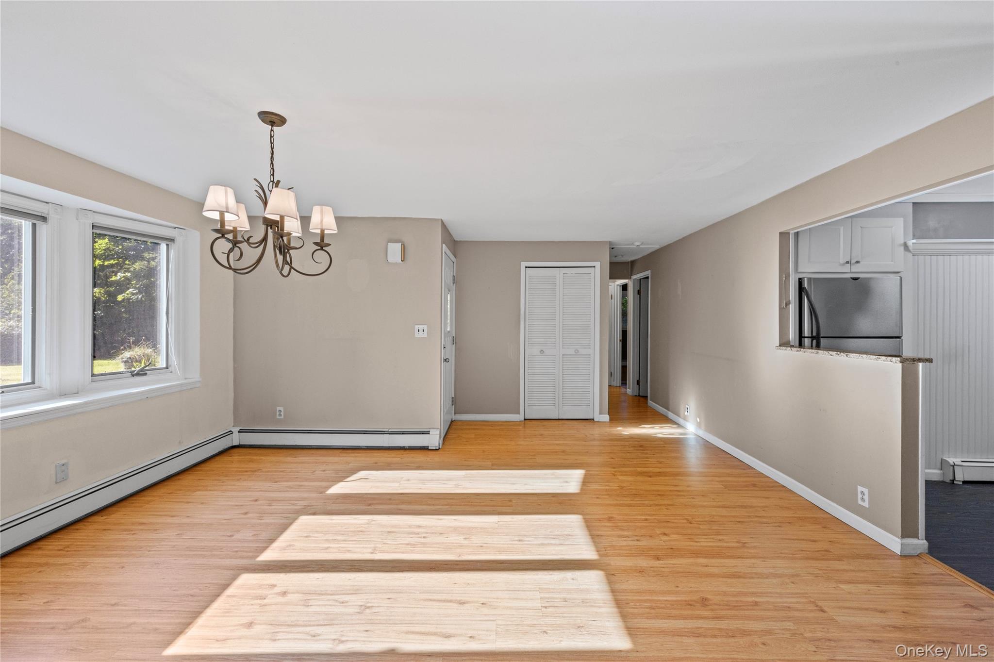797 Waverly Avenue Property Photo 8