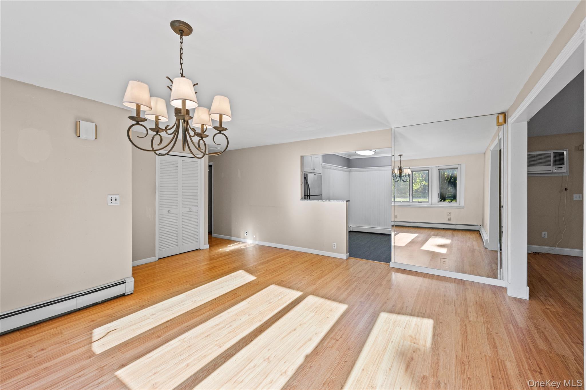 797 Waverly Avenue Property Photo 11