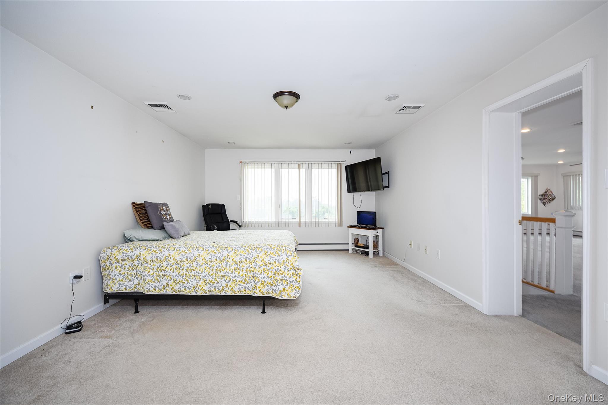 192 E Hook Road Property Photo 19