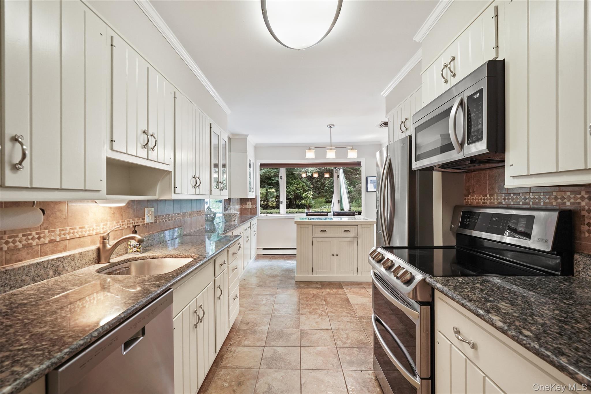 59 Peach Court Property Photo 8