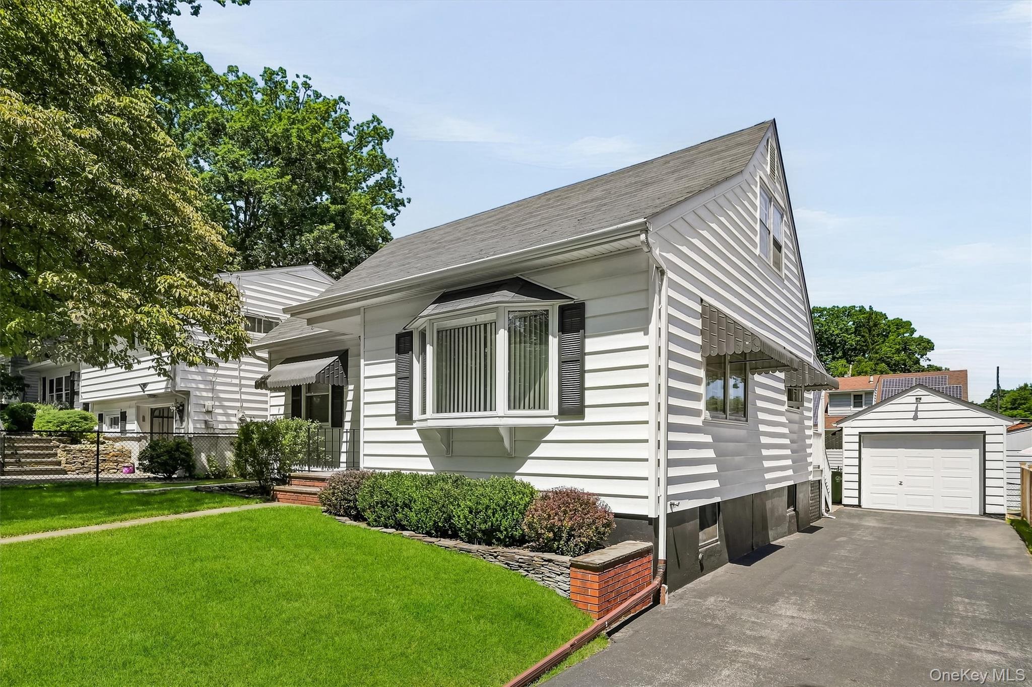 12 Randall Terrace Property Photo 2