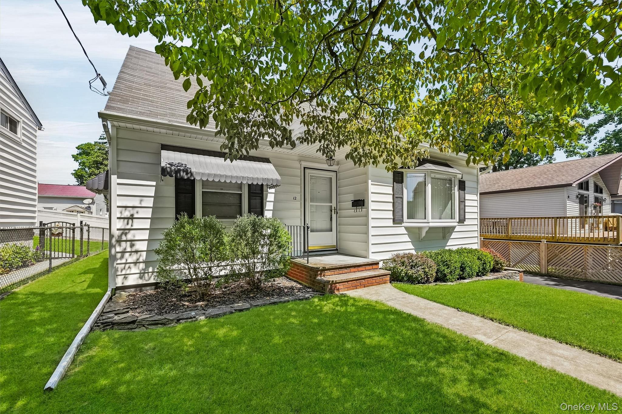 12 Randall Terrace Property Photo 3