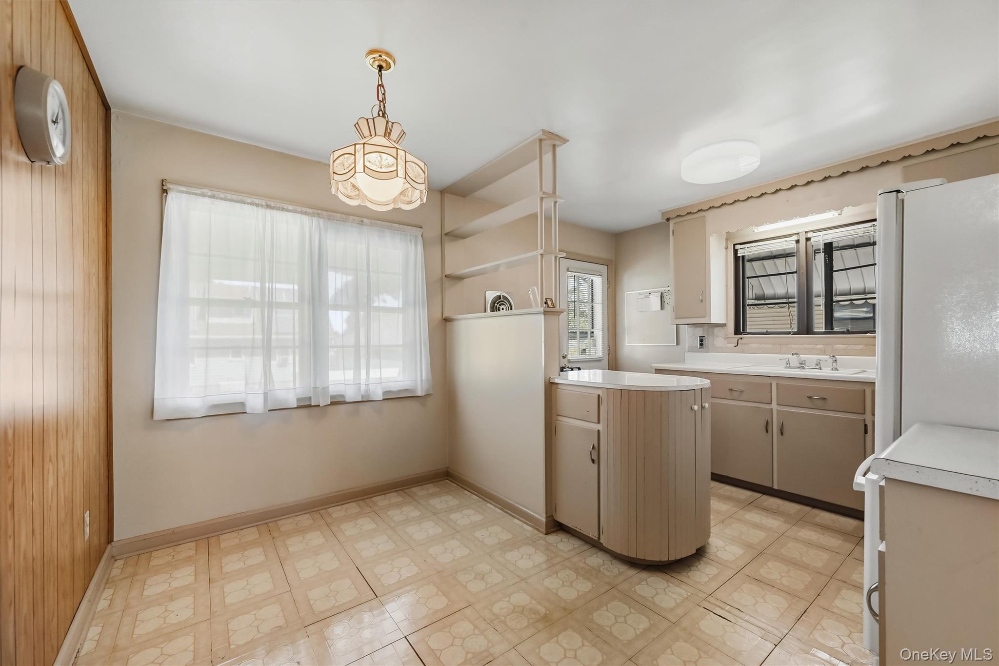 12 Randall Terrace Property Photo 10