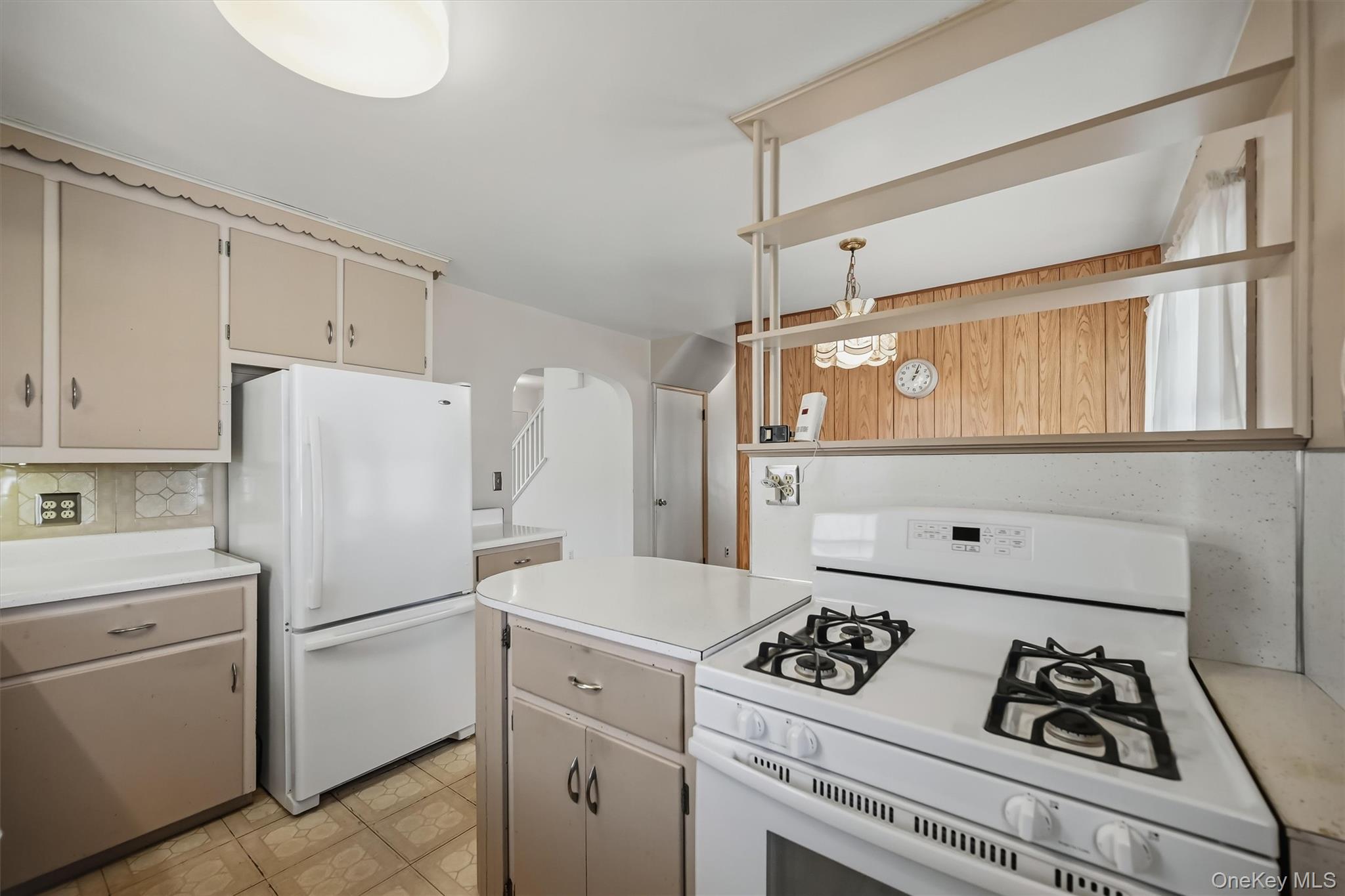 12 Randall Terrace Property Photo 14