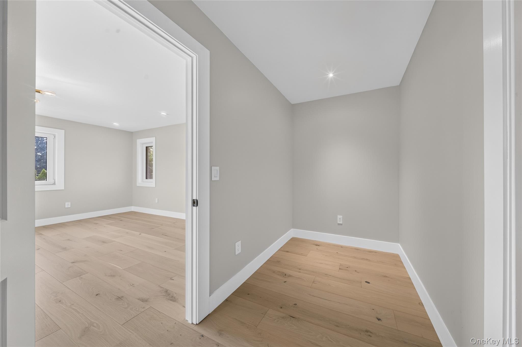 2 Lee Place Property Photo 23