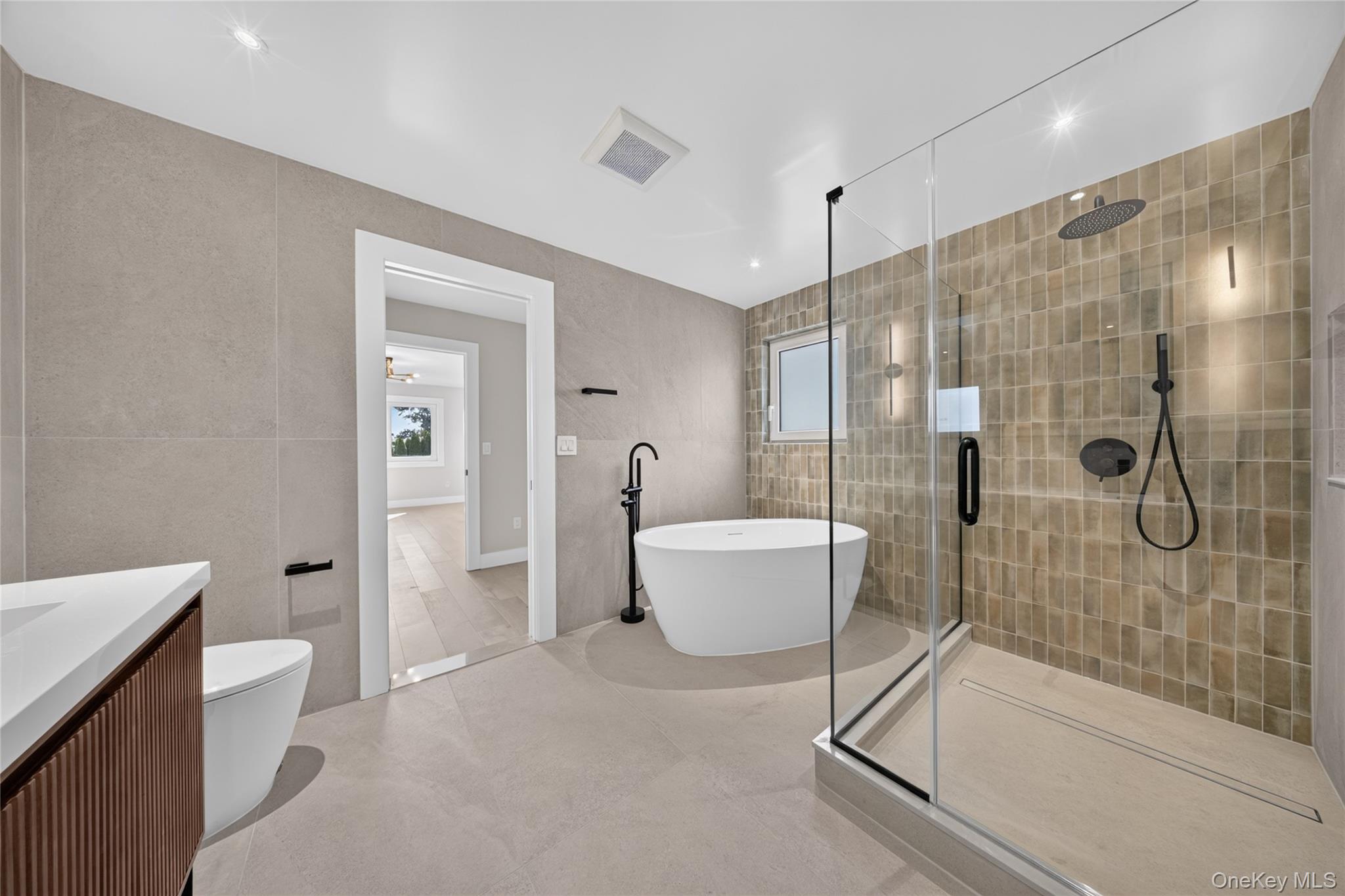 2 Lee Place Property Photo 25