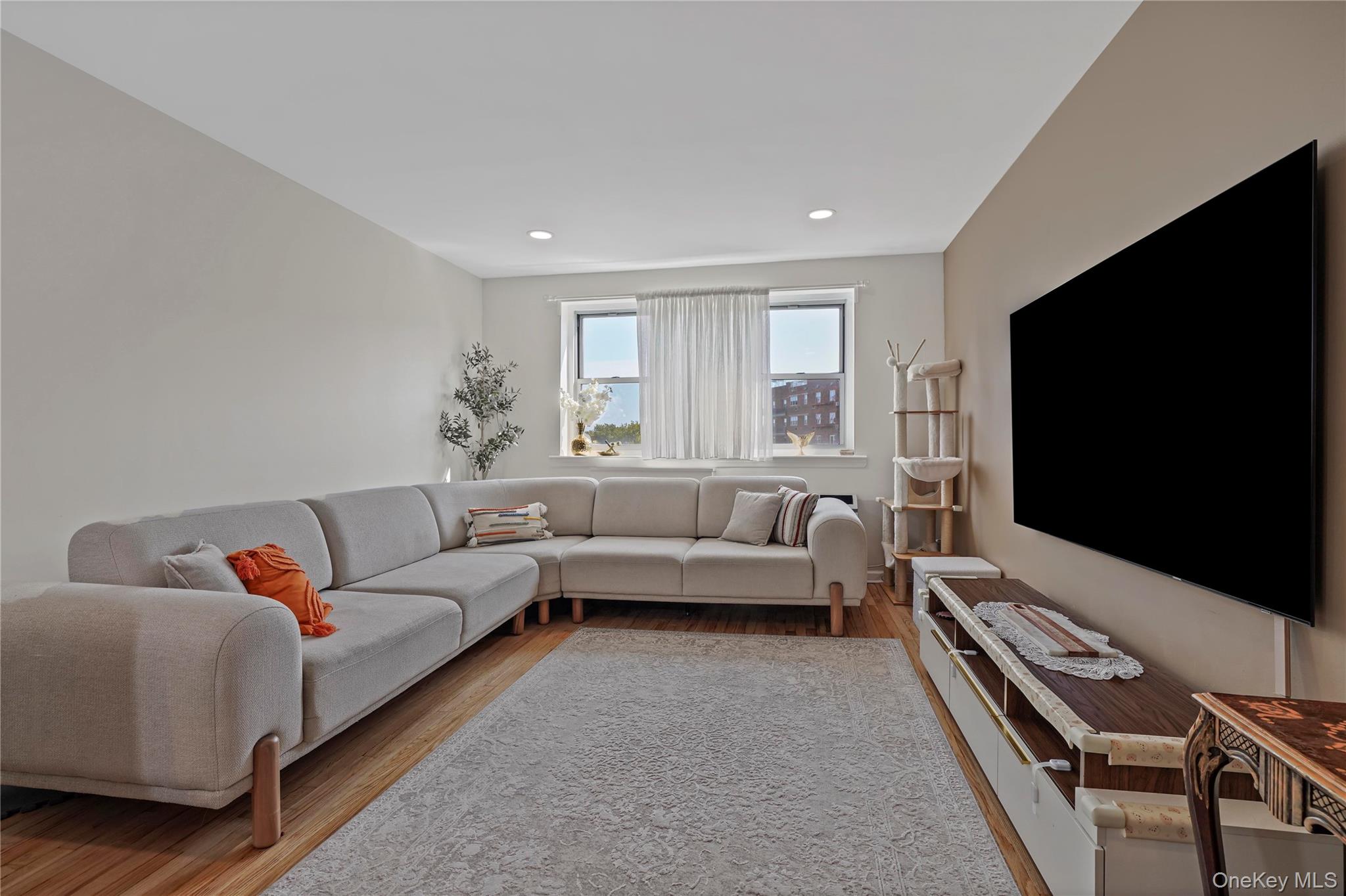 151-25 88th Street 4e Property Photo 7