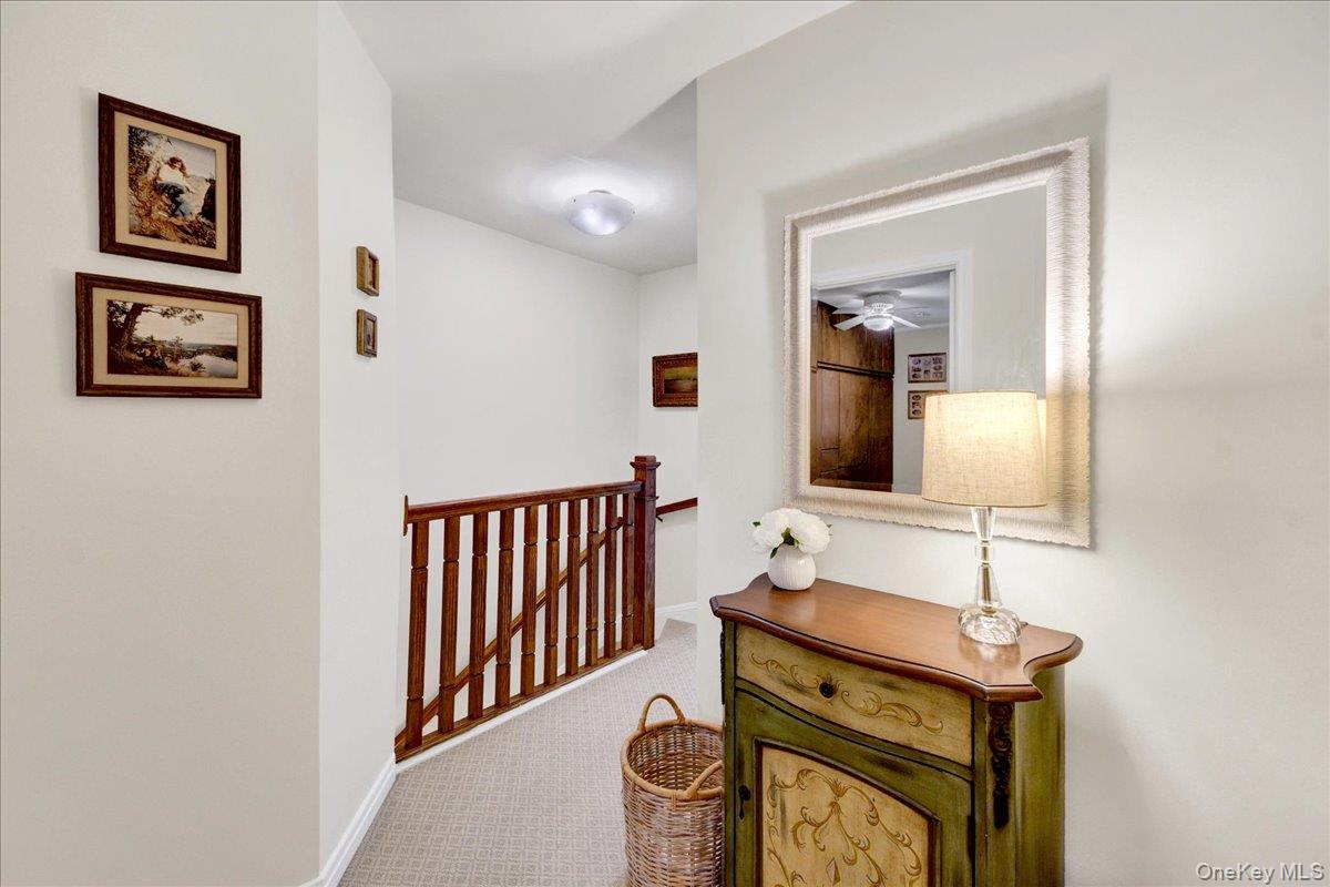 1904 Tenbroeck Avenue T Property Photo 10