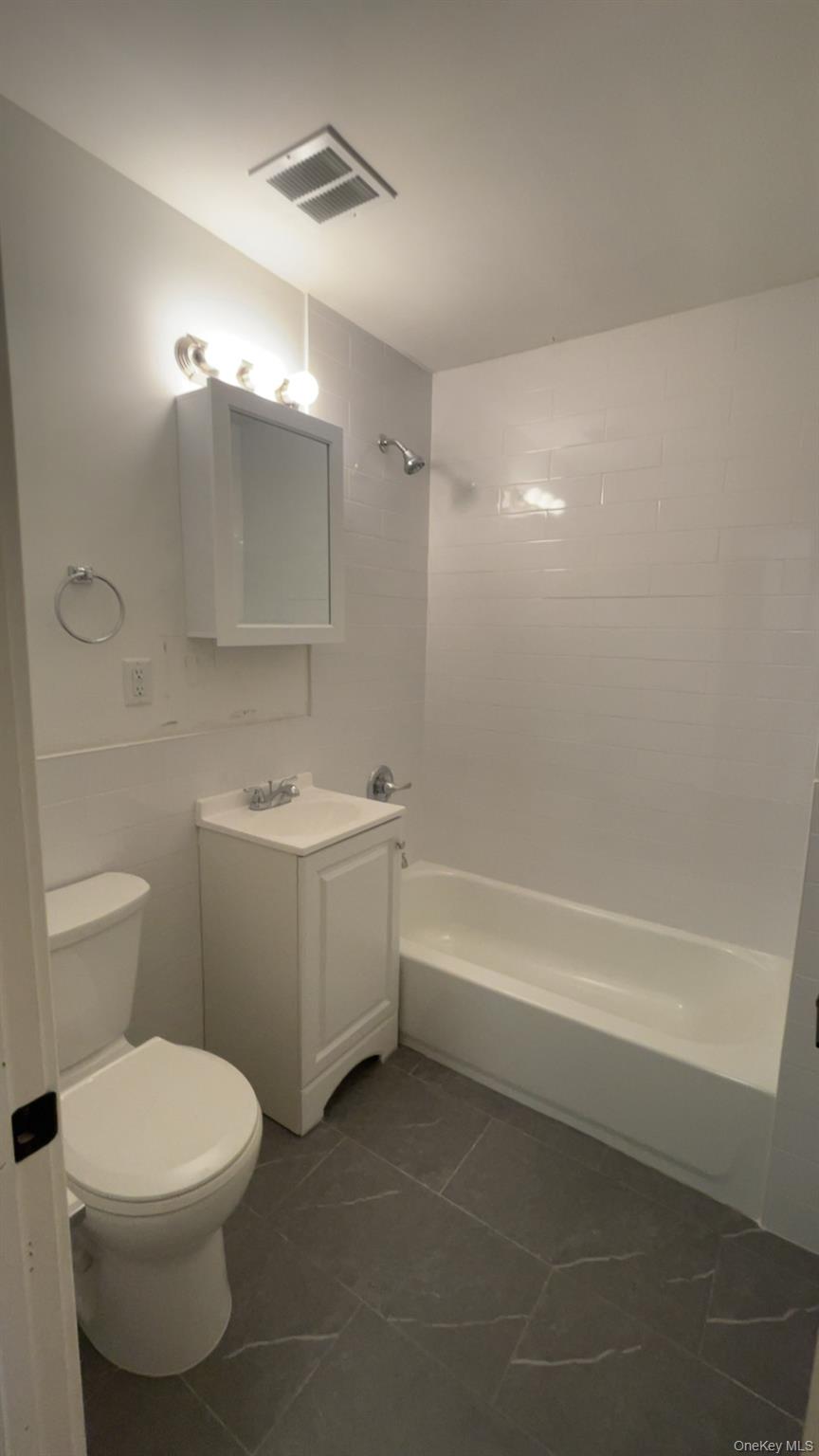 671 Bronx River Road Lg Property Photo 6