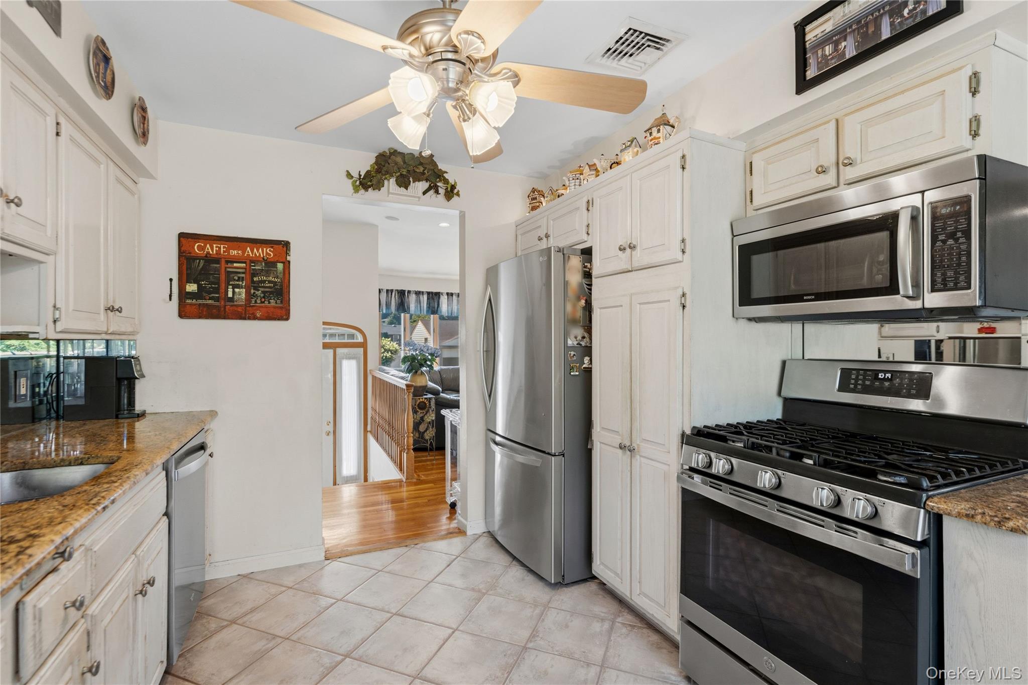 19 Jody Lane Property Photo 10