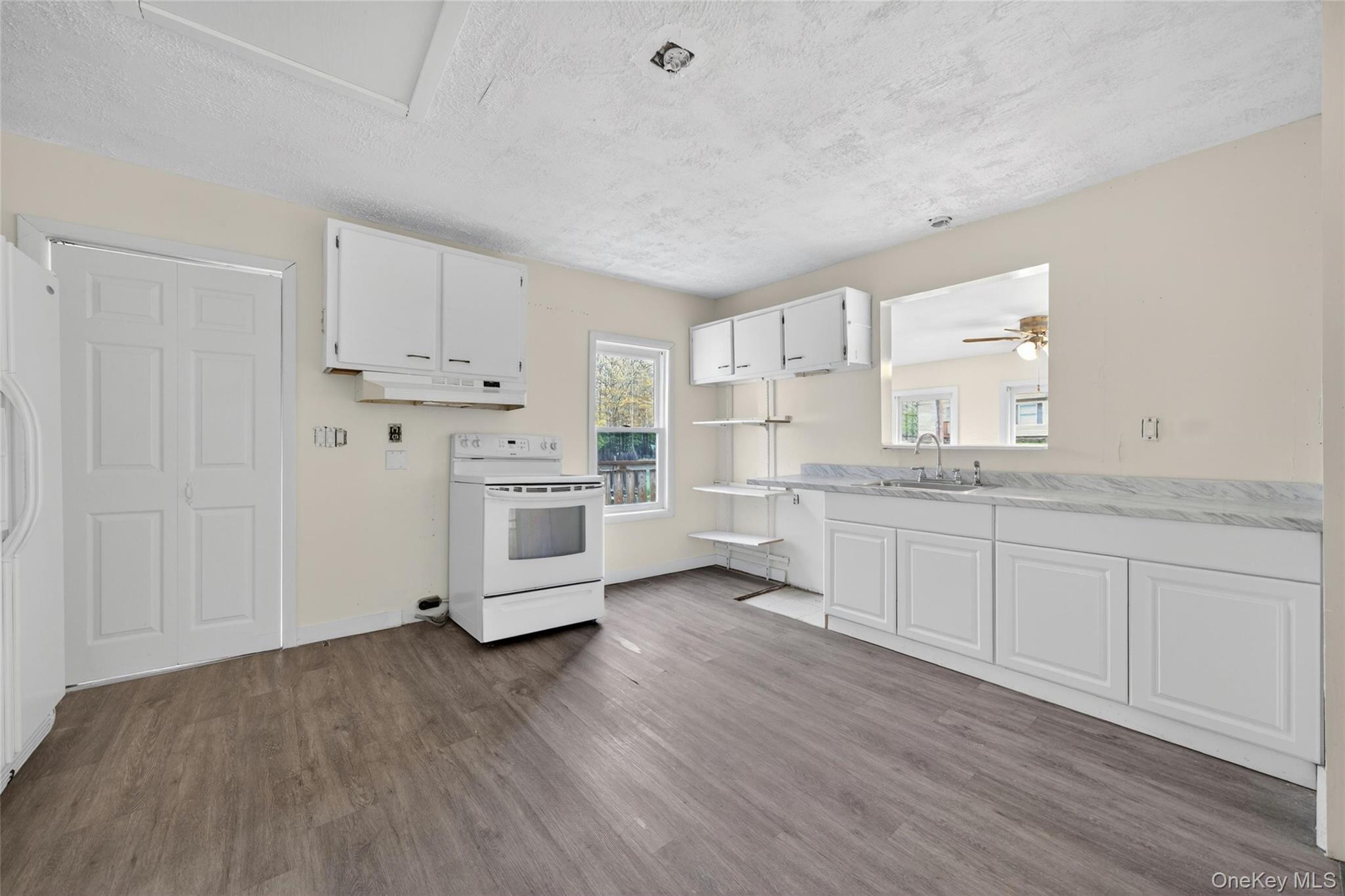 41 Rock Ridge Avenue Property Photo 10
