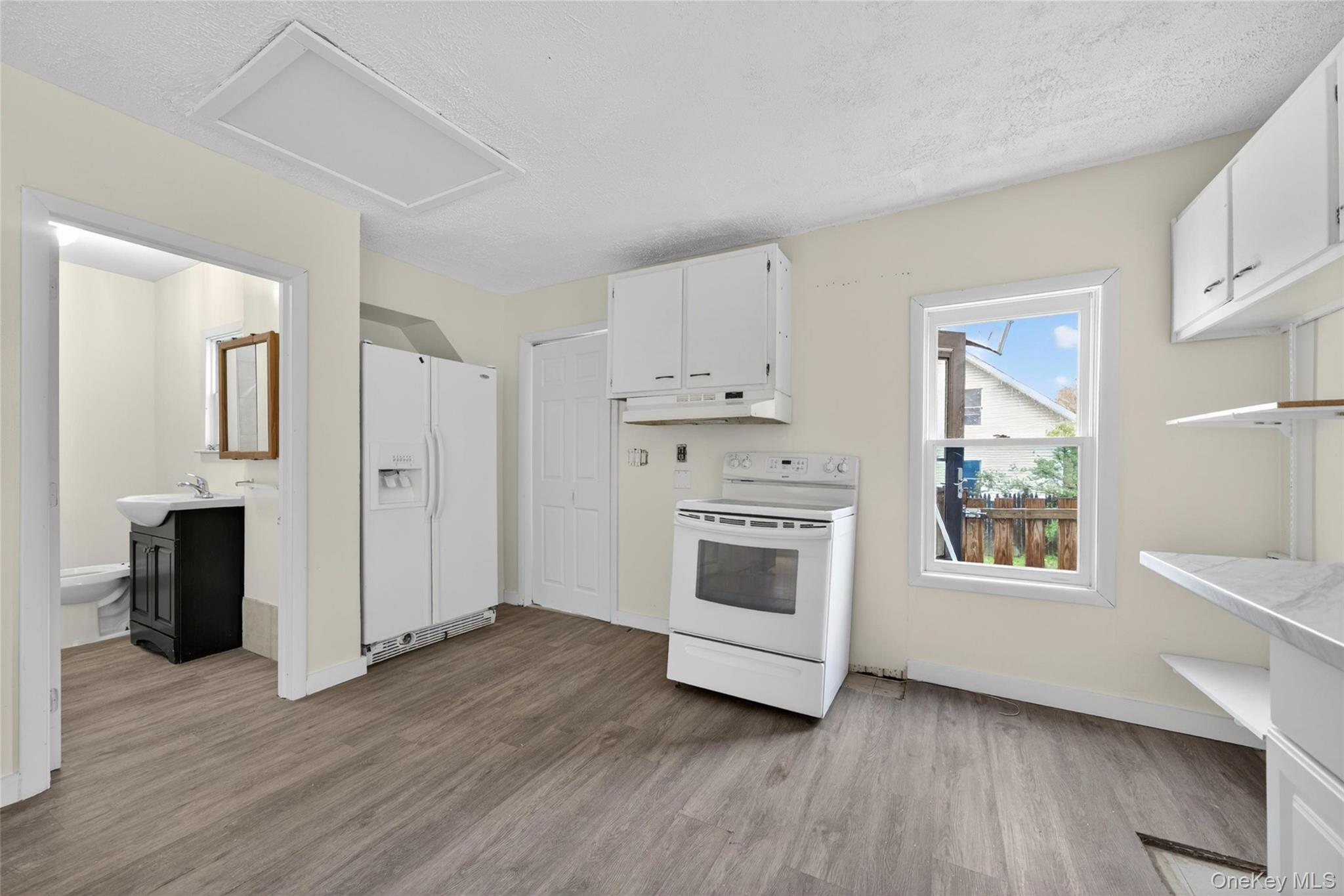 41 Rock Ridge Avenue Property Photo 11