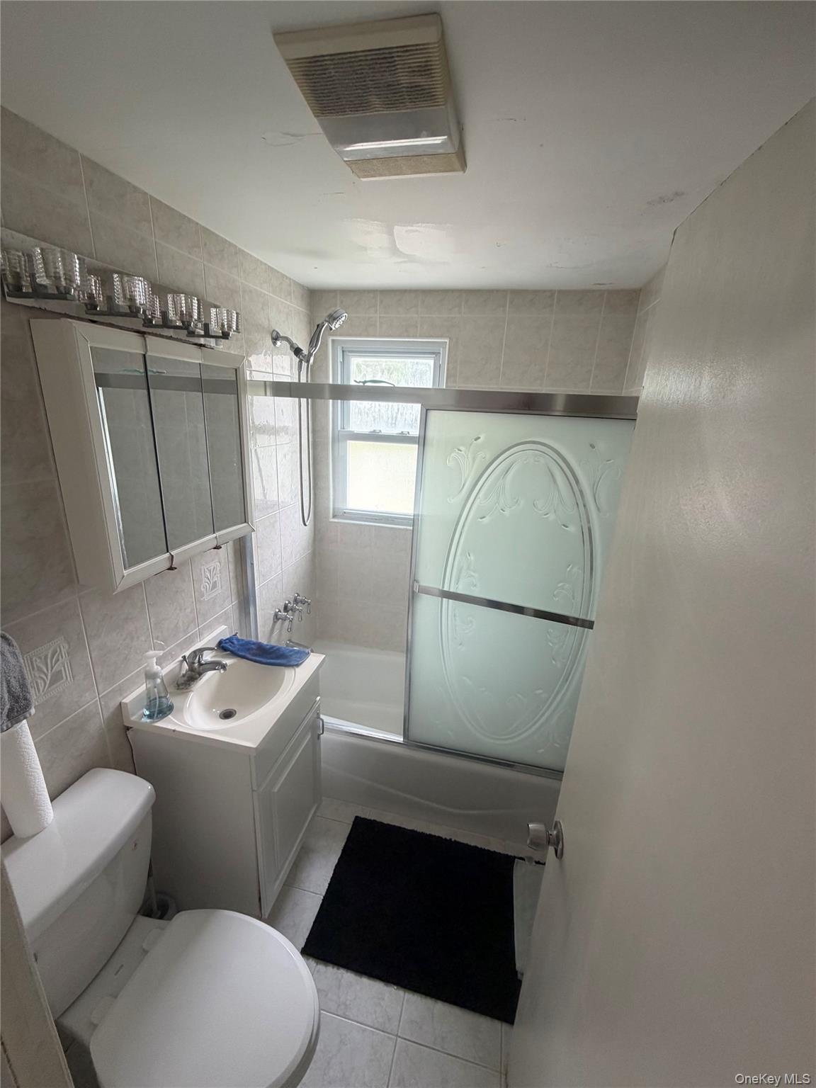 1556 Adams Street Property Photo 15