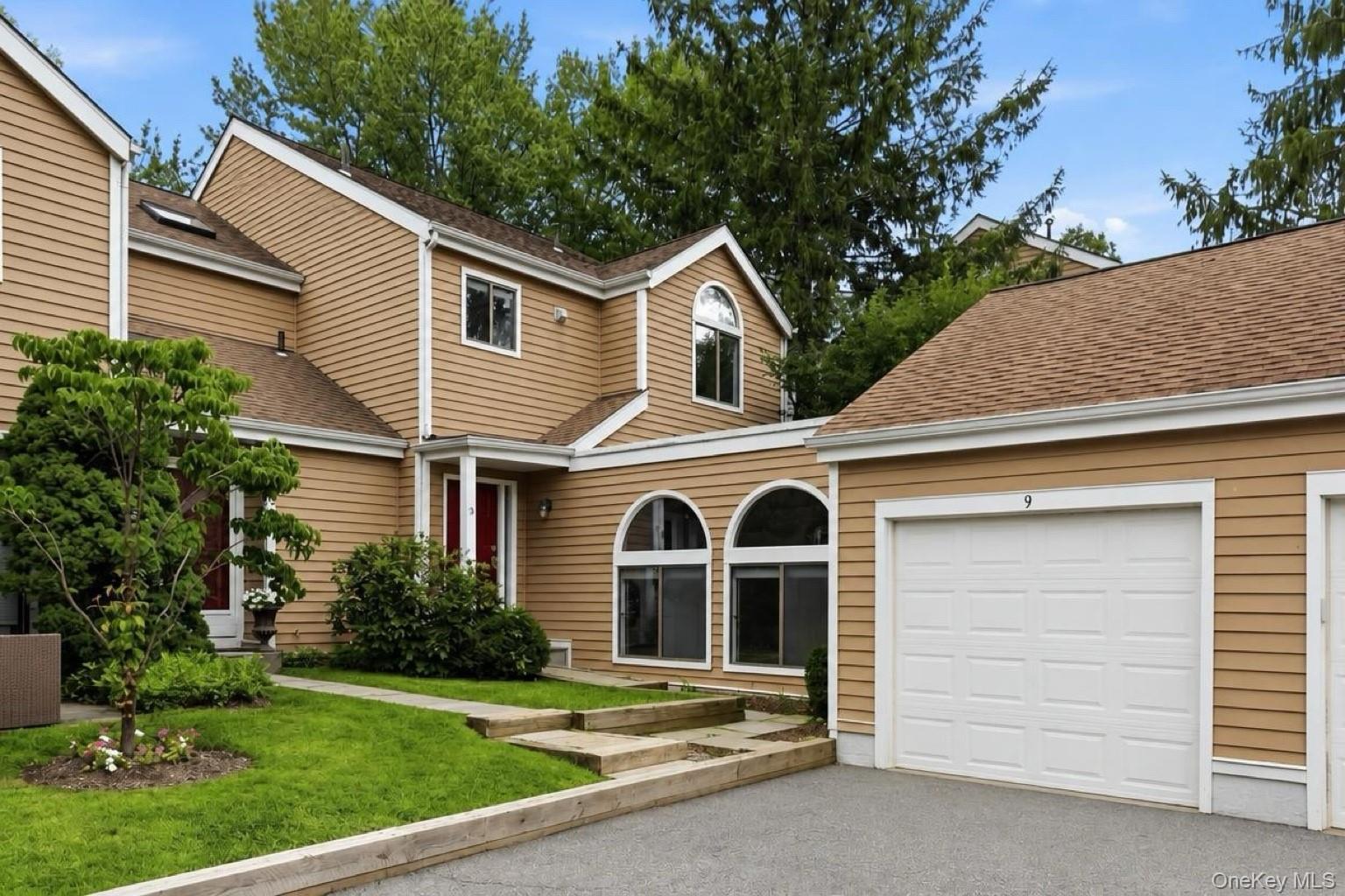 9 Deer Run Property Photo 2