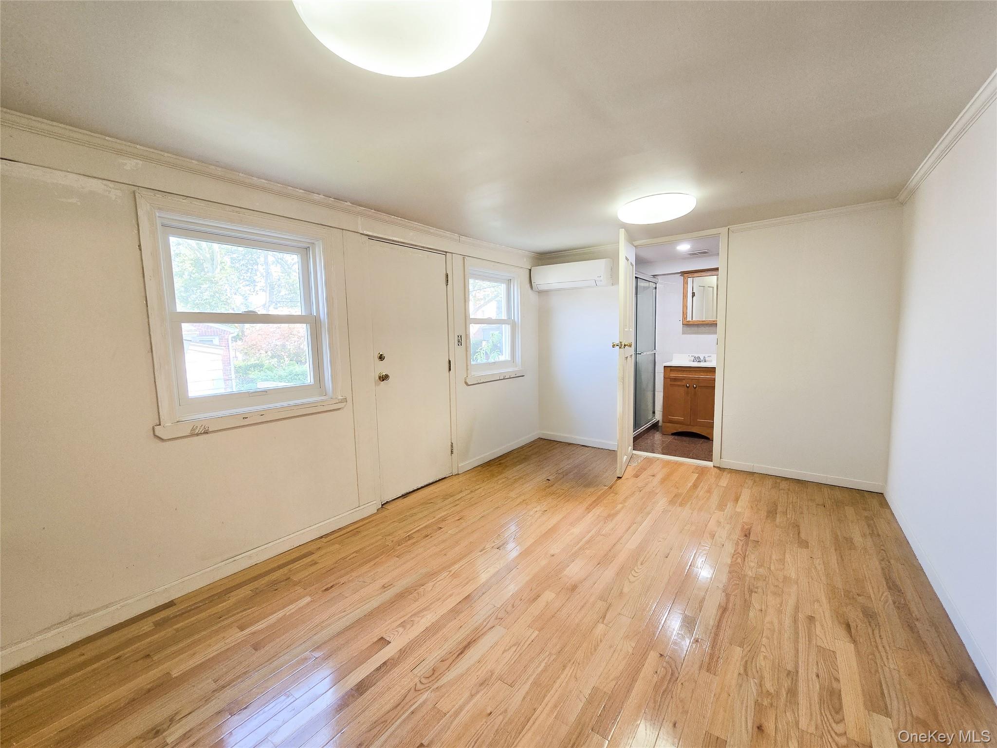 256-15 Pembroke Avenue Property Photo 6