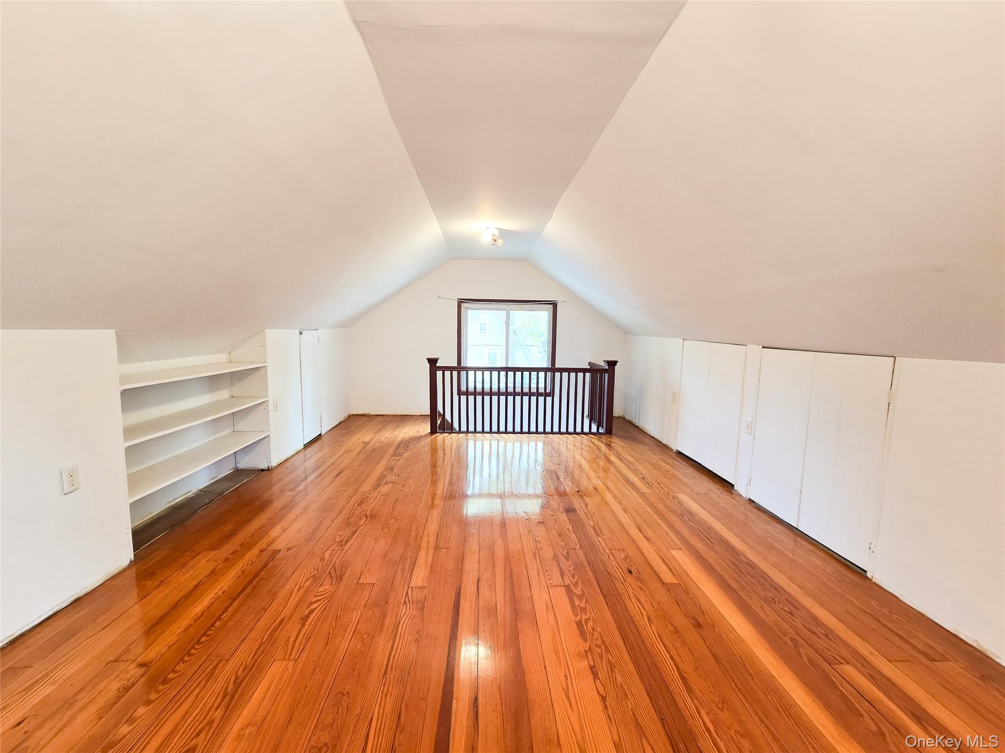 256-15 Pembroke Avenue Property Photo 13