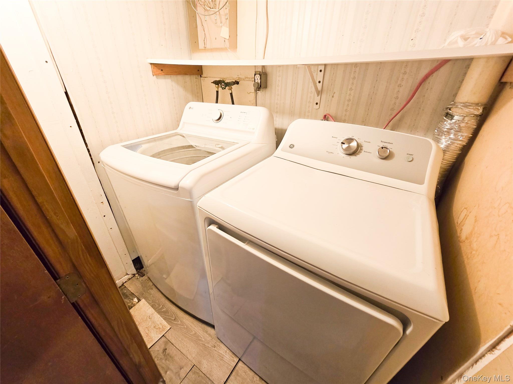 256-15 Pembroke Avenue Property Photo 18