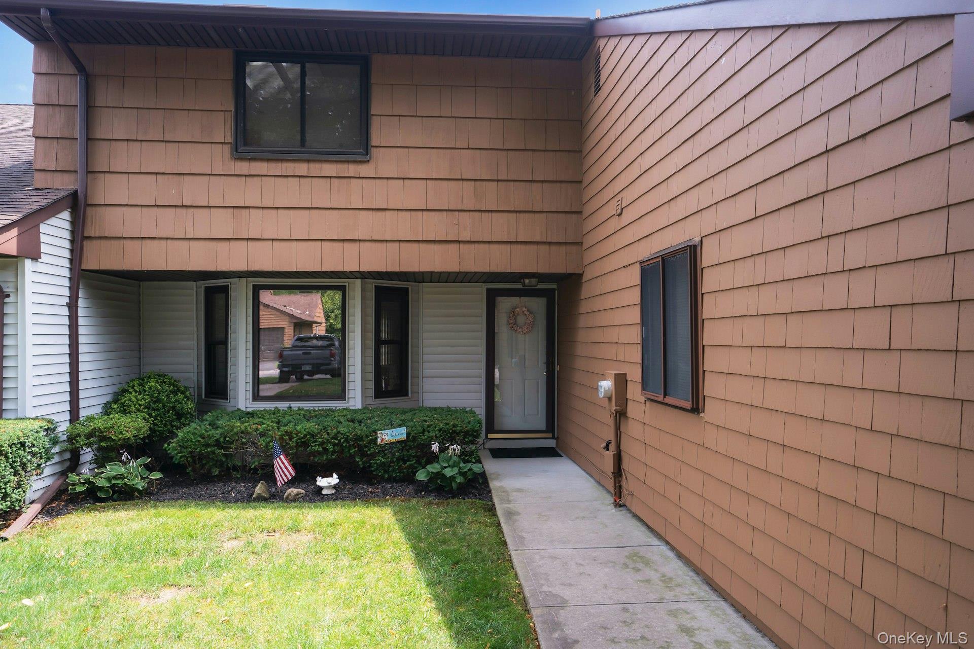 121 Scarlett Drive Property Photo 4