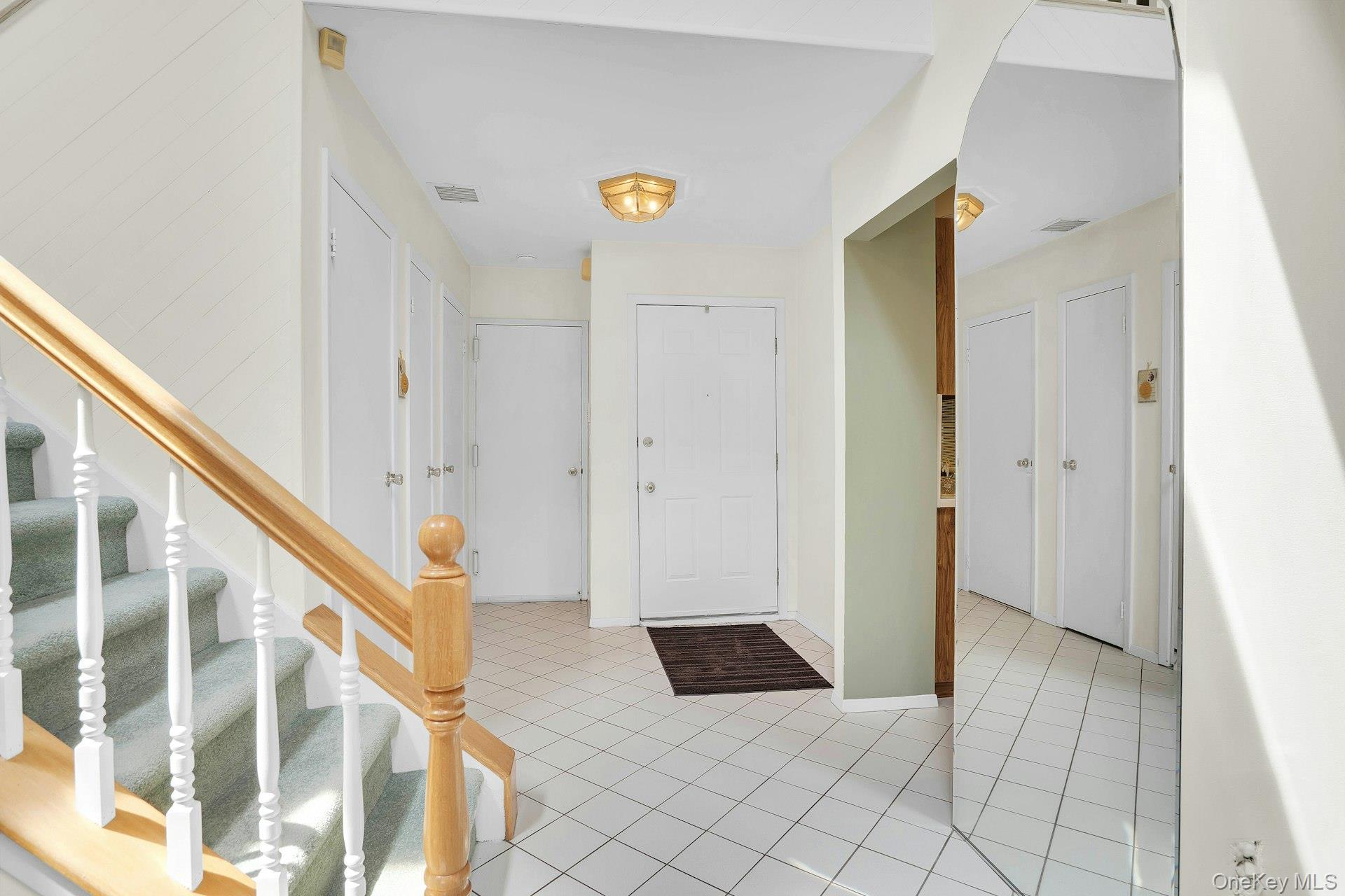 121 Scarlett Drive Property Photo 6