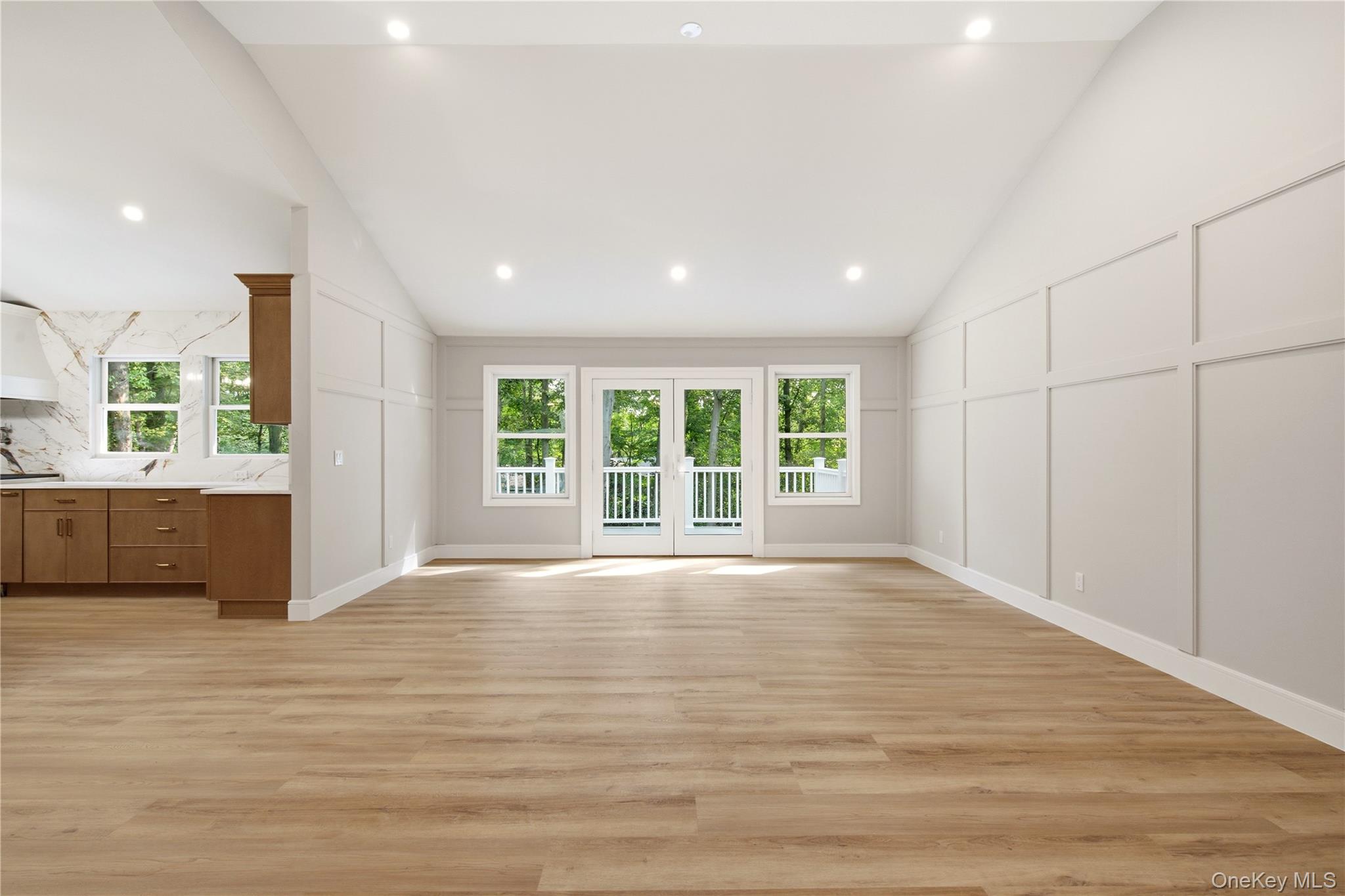 128 Bay Avenue Property Photo 12