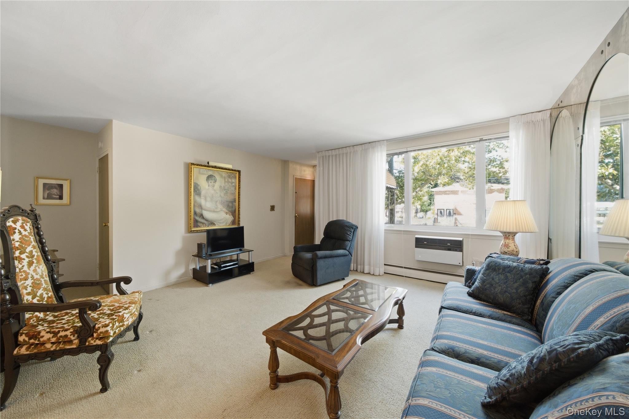6669 73rd Place Property Photo 3