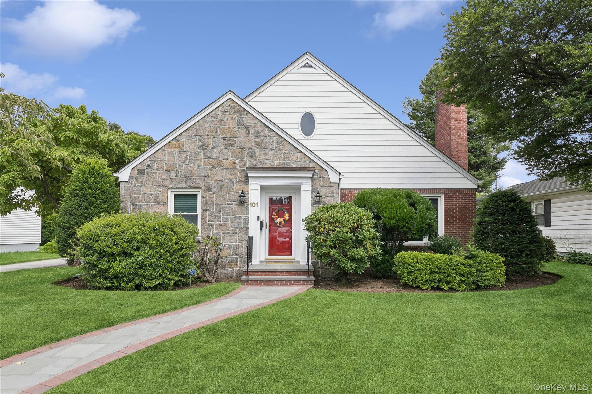 101 Lefferts Road Property Photo 1