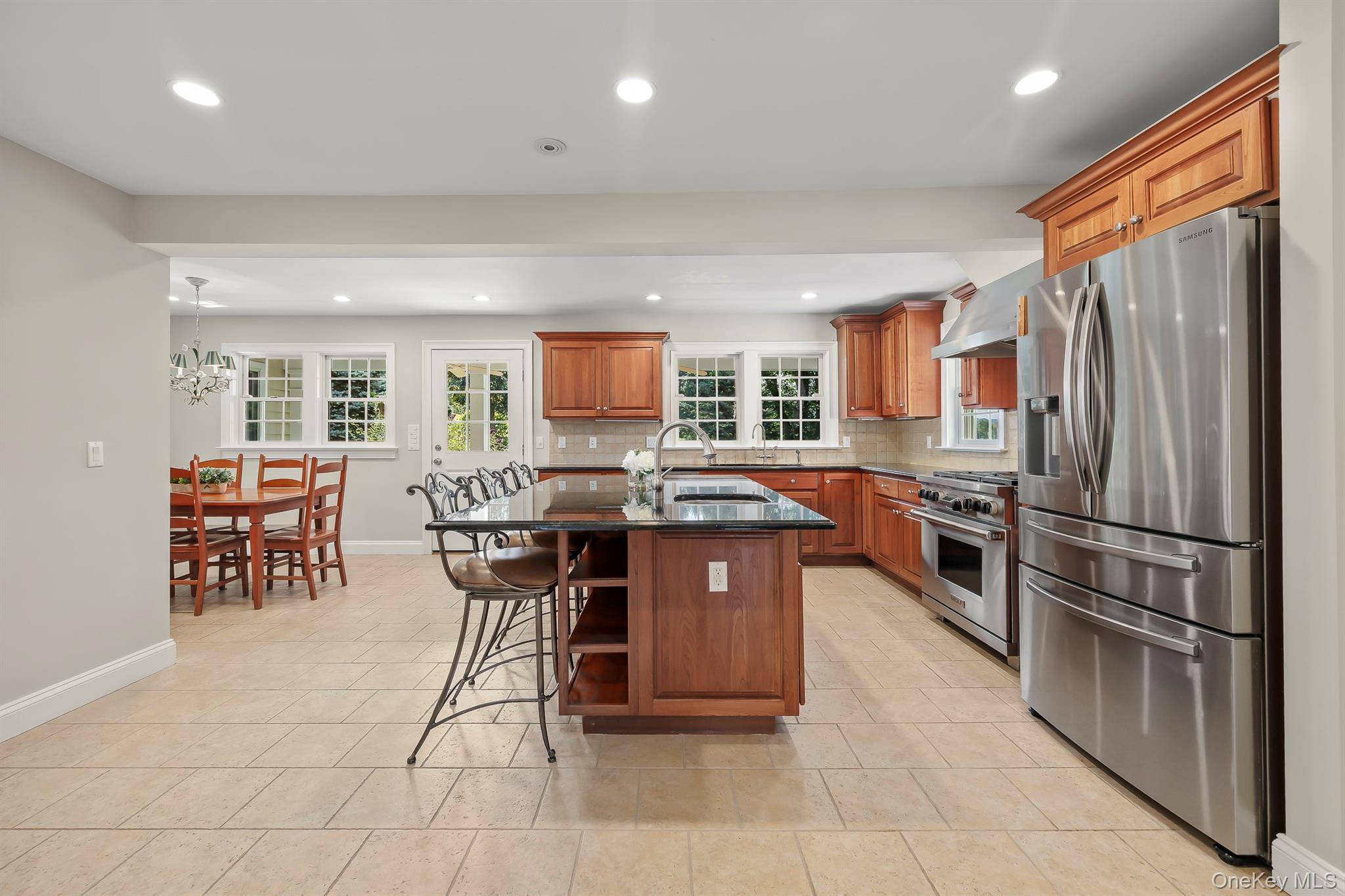 6 Bloomer Road Property Photo 14