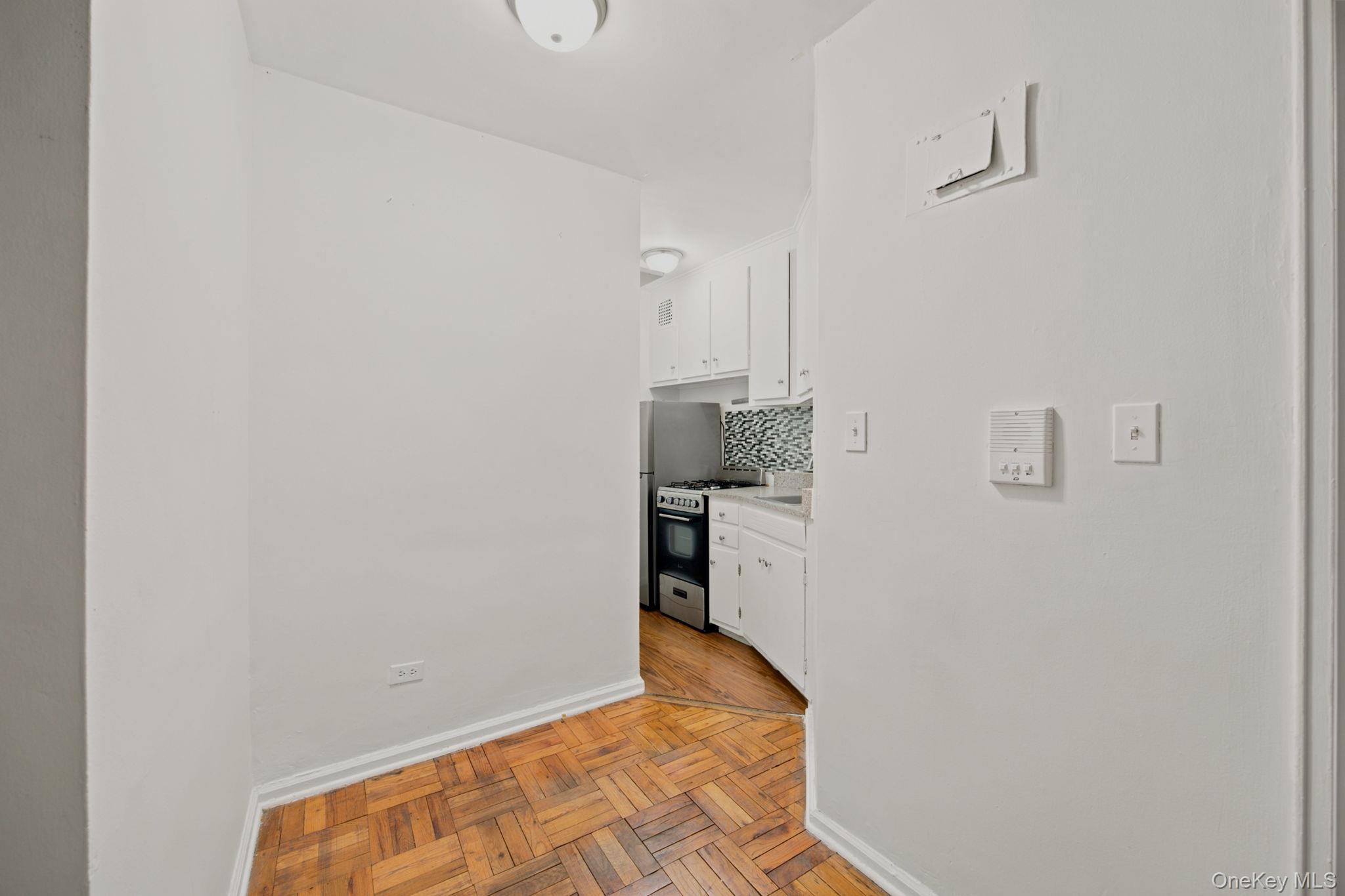50-22 40th Street 1a Property Photo 6