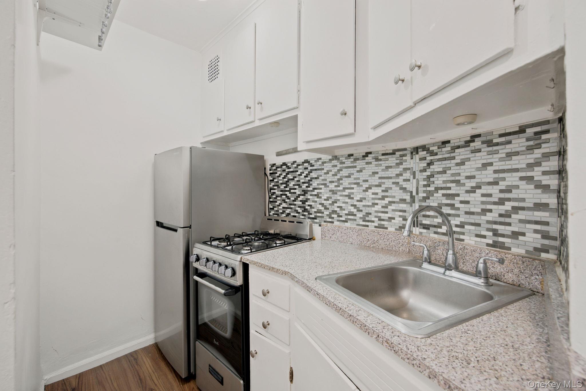 50-22 40th Street 1a Property Photo 7
