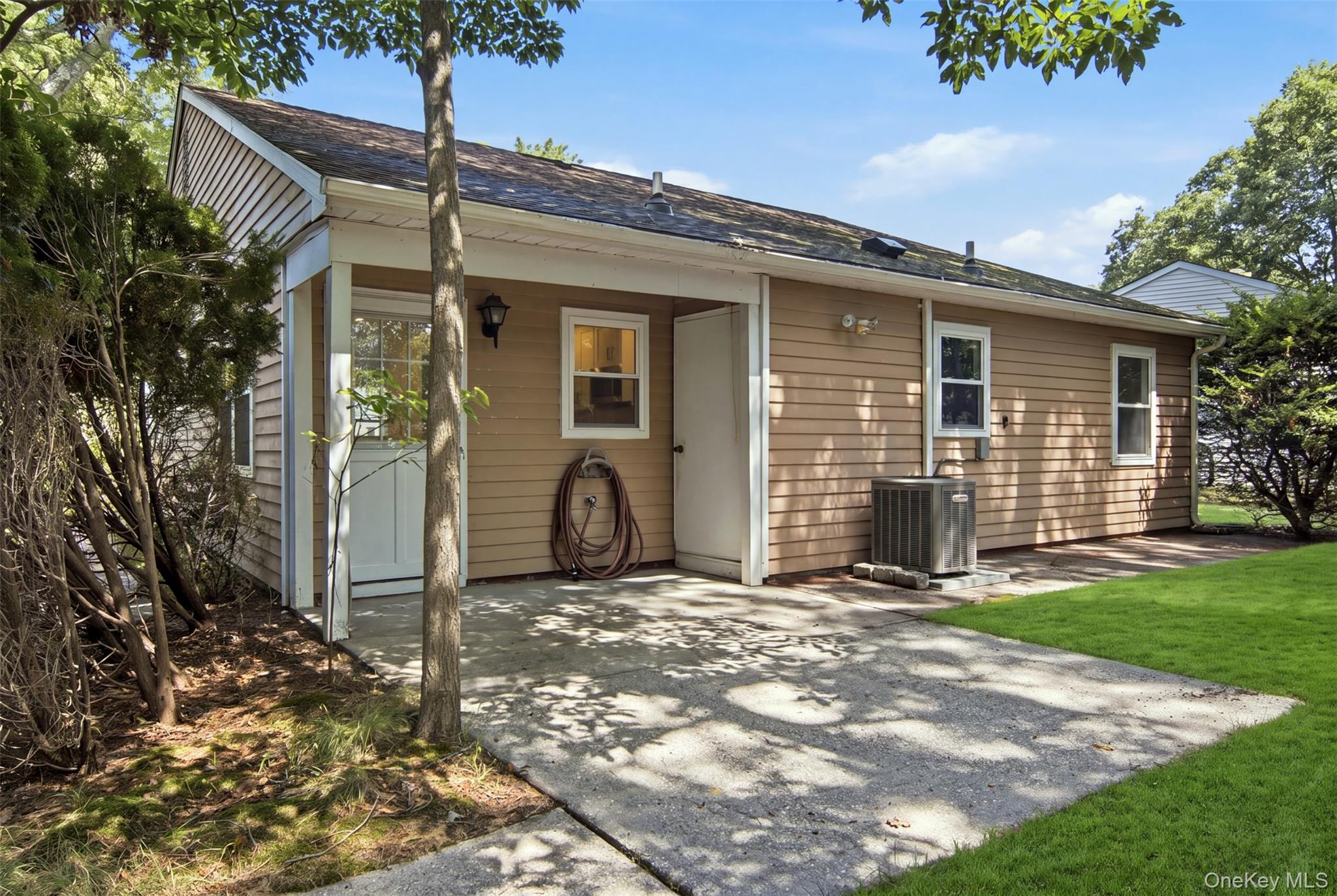 254 Edinburgh Drive Property Photo 18