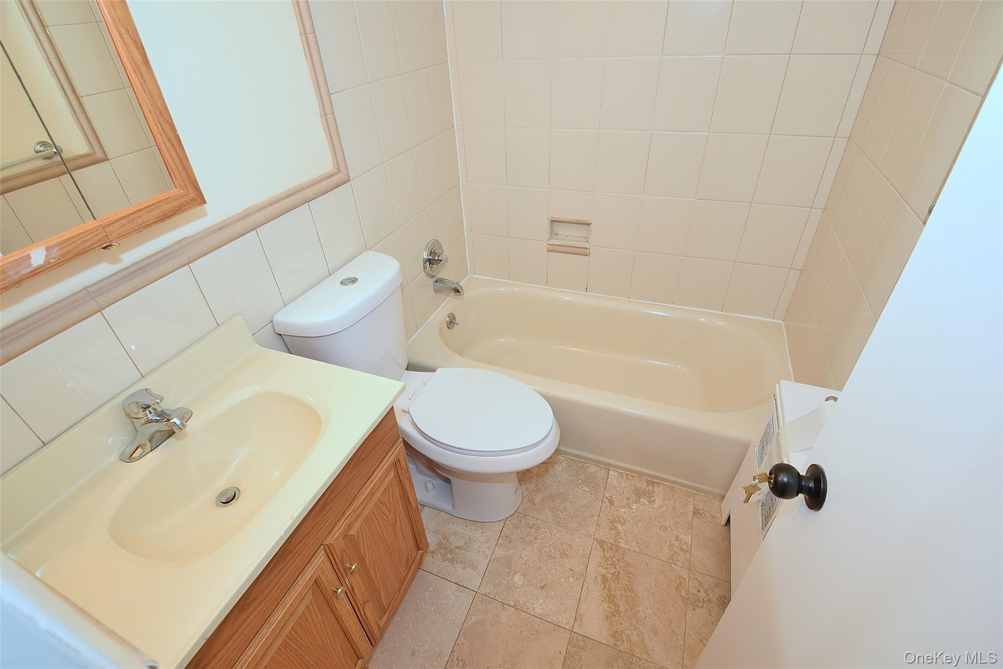 37 Amby Avenue Property Photo 8