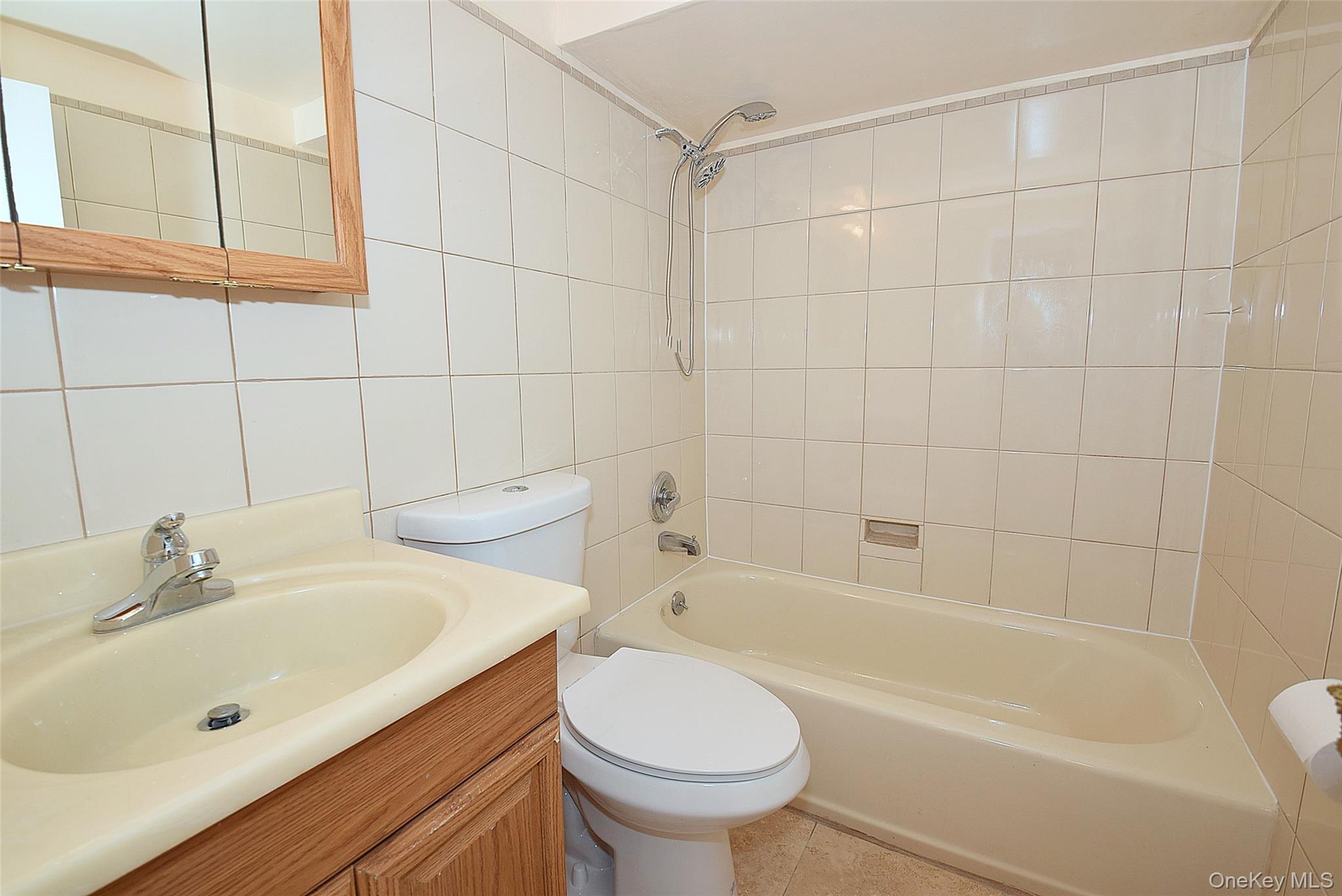 37 Amby Avenue Property Photo 12
