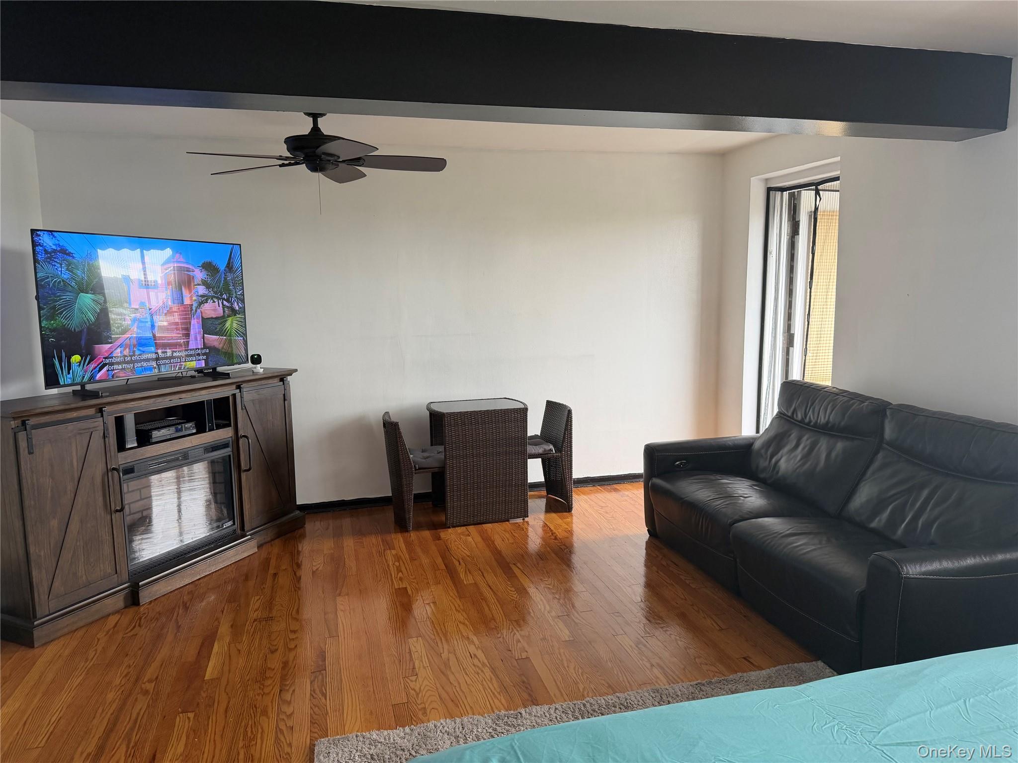 86-10 151 Avenue 6n Property Photo 6