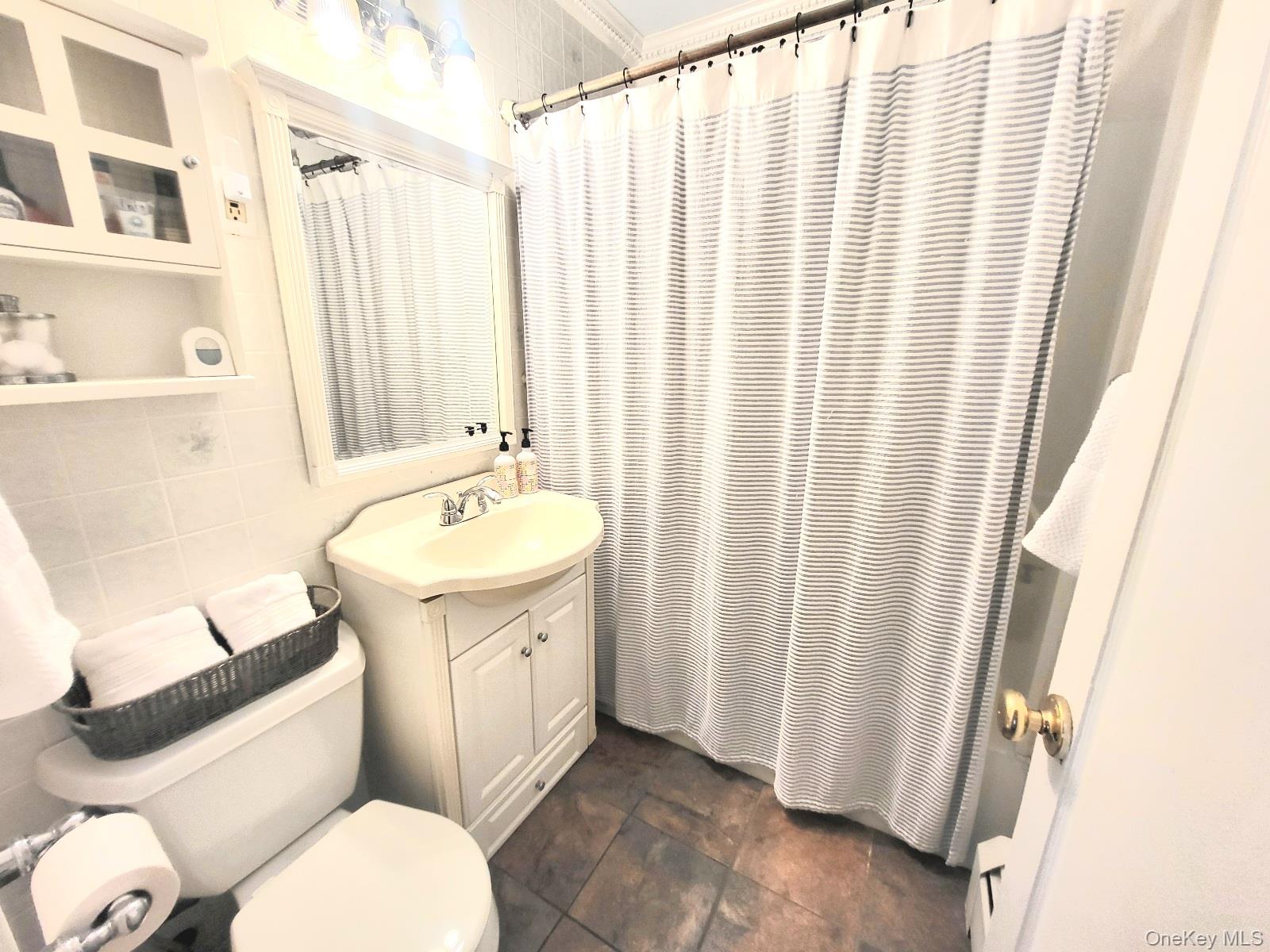 3 Vanamee Street Property Photo 29