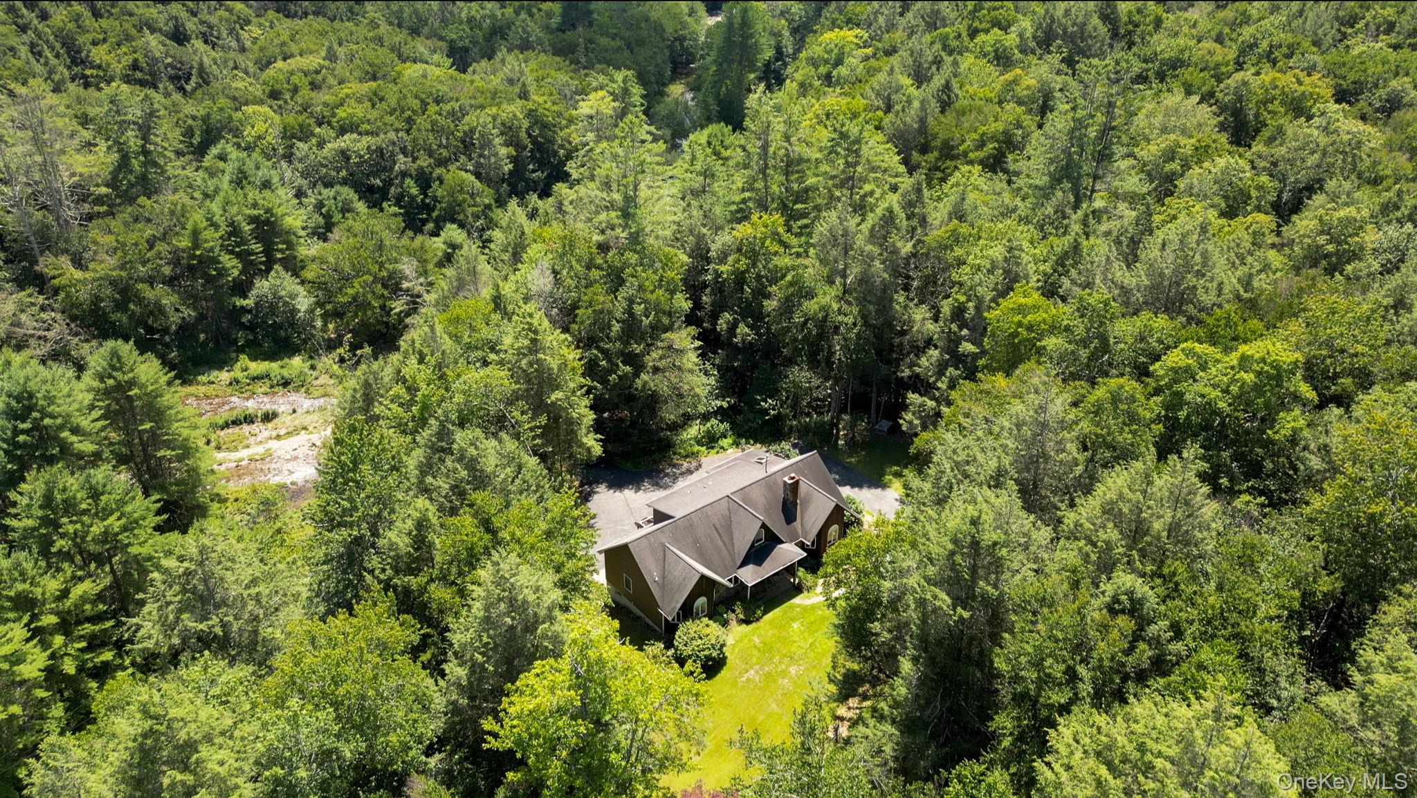 2735 Denning Road Property Photo 2