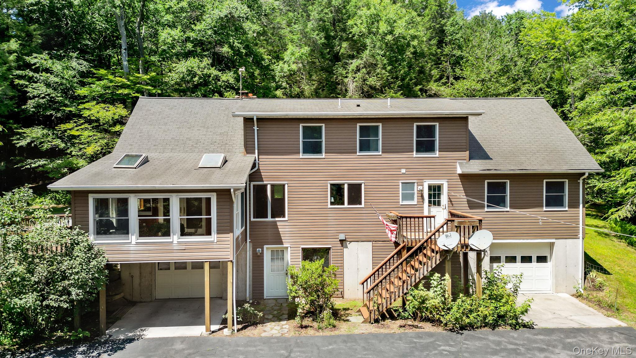 2735 Denning Road Property Photo 7