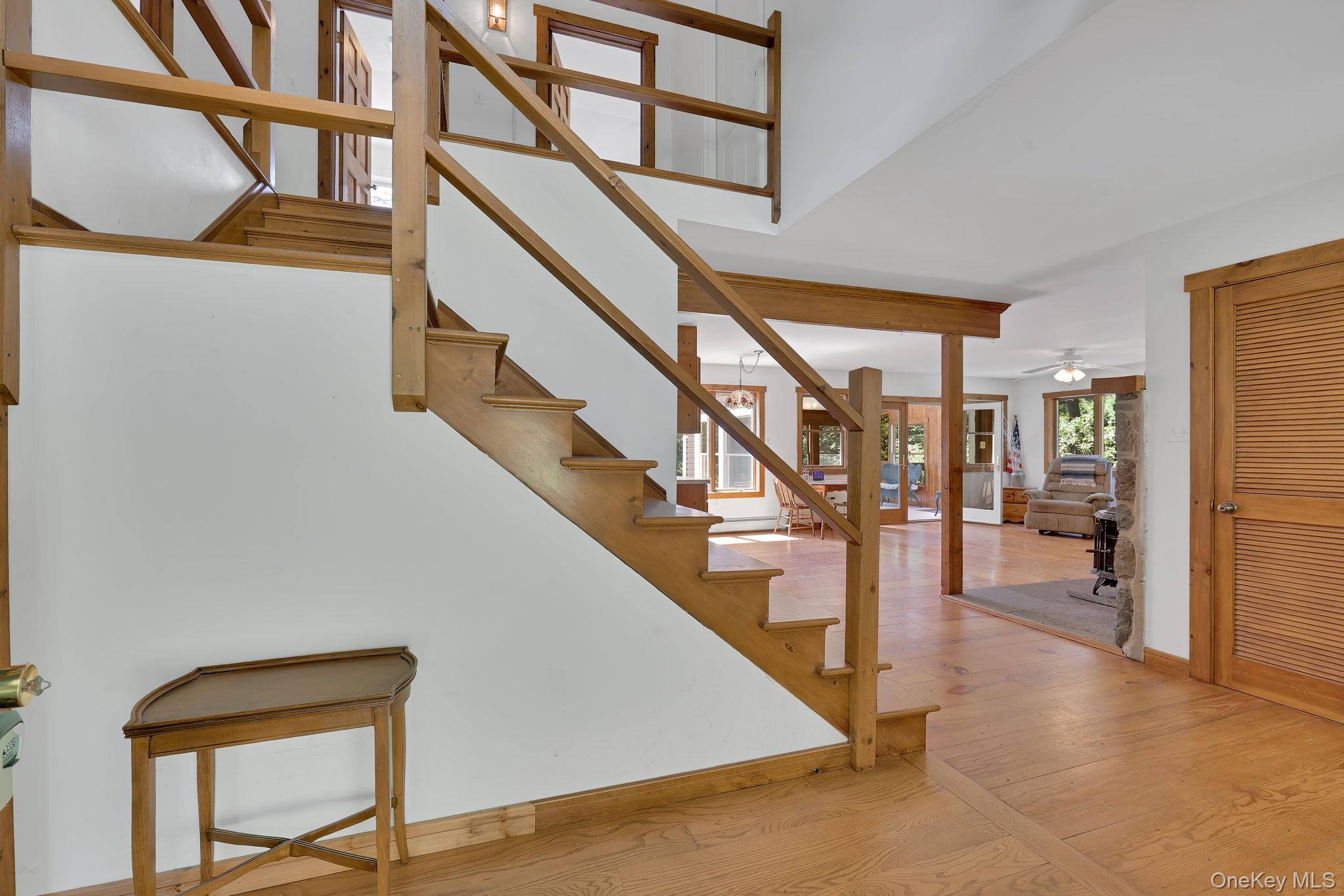 2735 Denning Road Property Photo 8