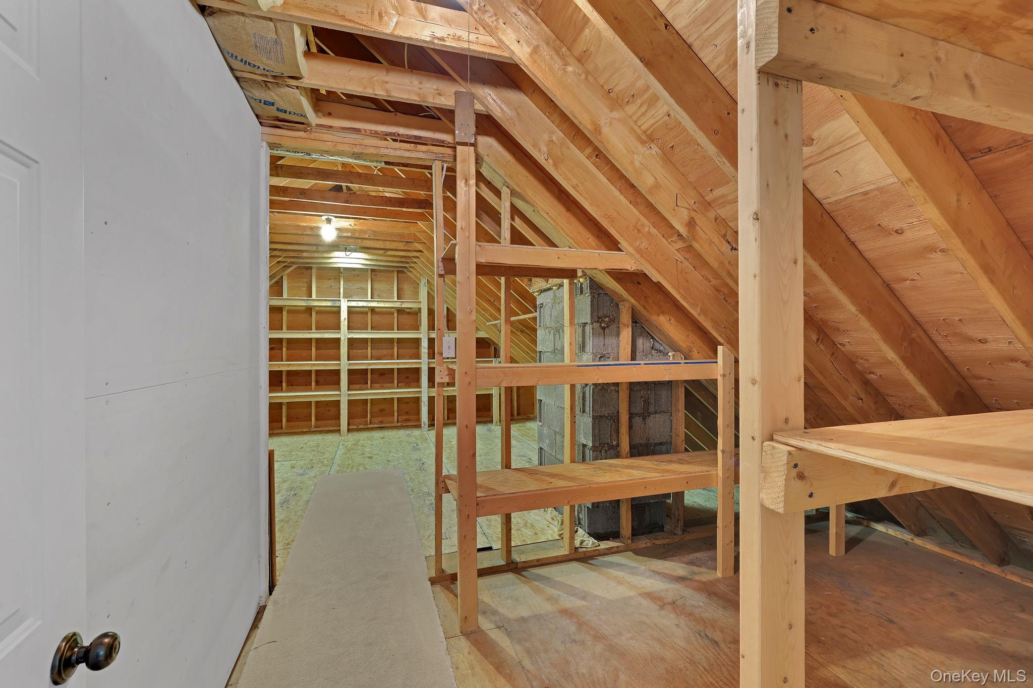 2735 Denning Road Property Photo 33