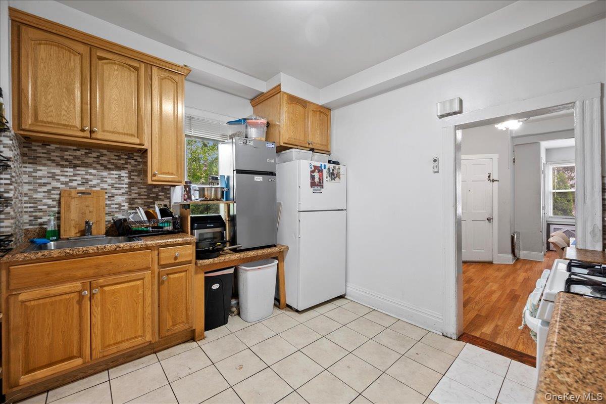 288 Olivia Street Property Photo 6